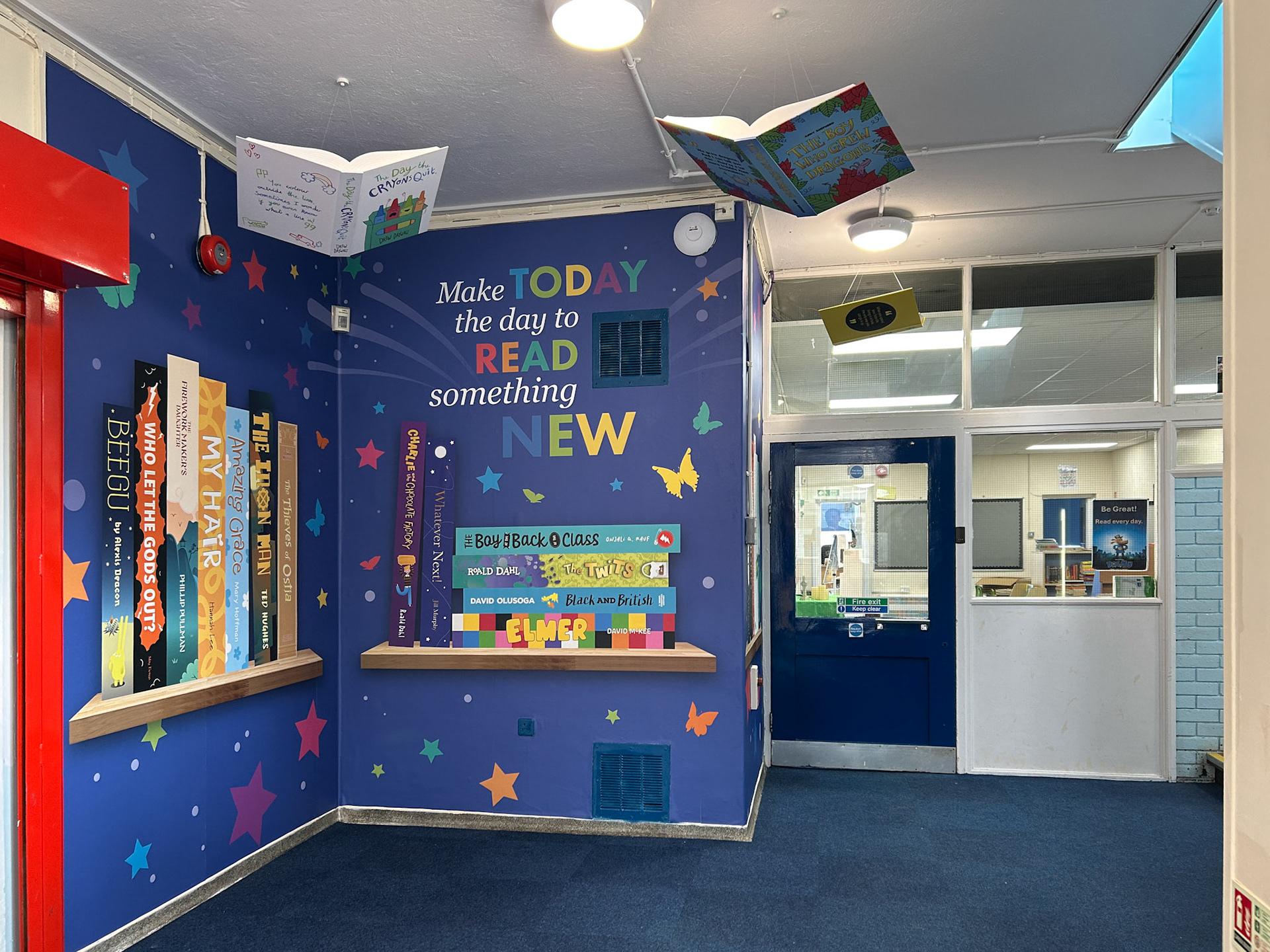 Library Shelves Wall Art &amp; Flying Books - STG01