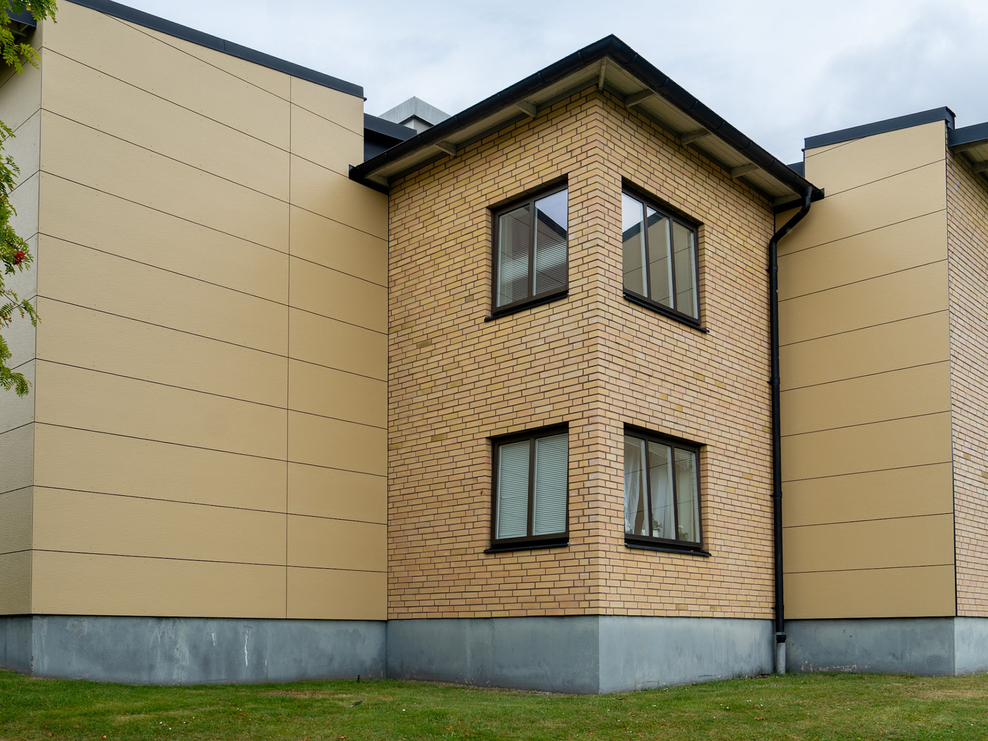 Hardie Architectural Panel. Fasadbeklädnad, Rörestorpsgården Värnamo