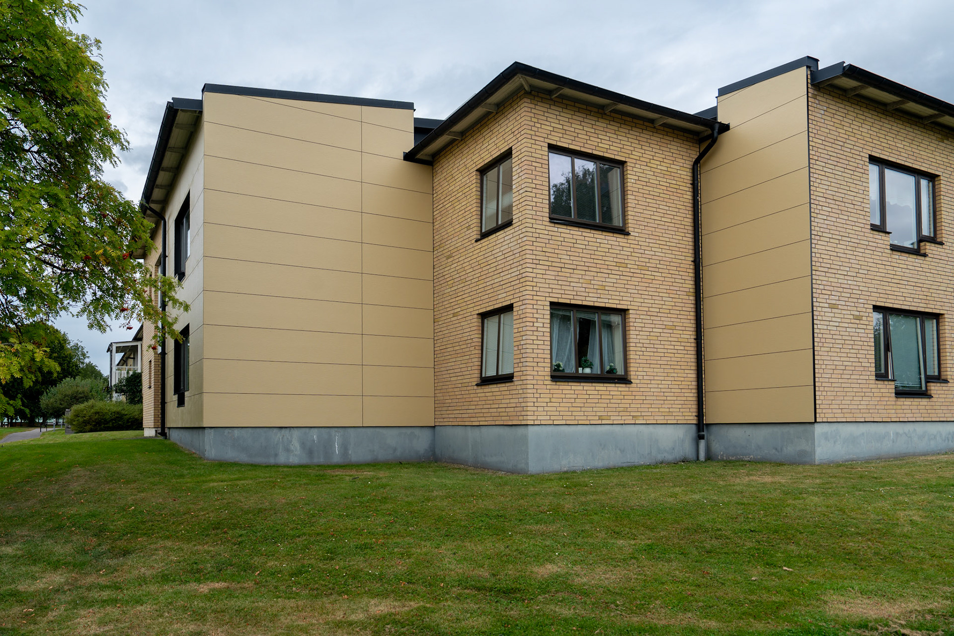 Hardie Architectural Panel. Fasadbeklädnad, Rörestorpsgården Värnamo
