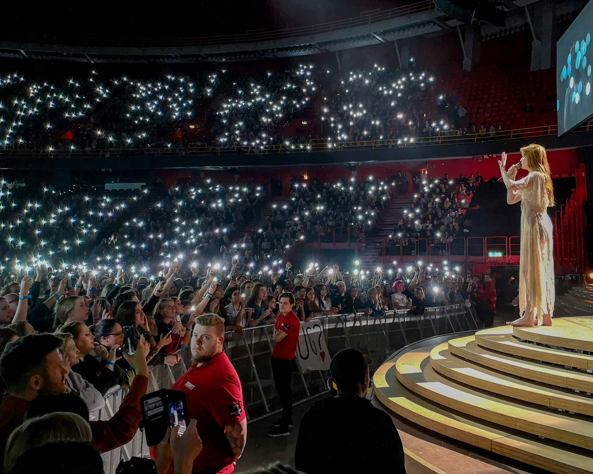 Florence + The Machine Globe Arena 2019