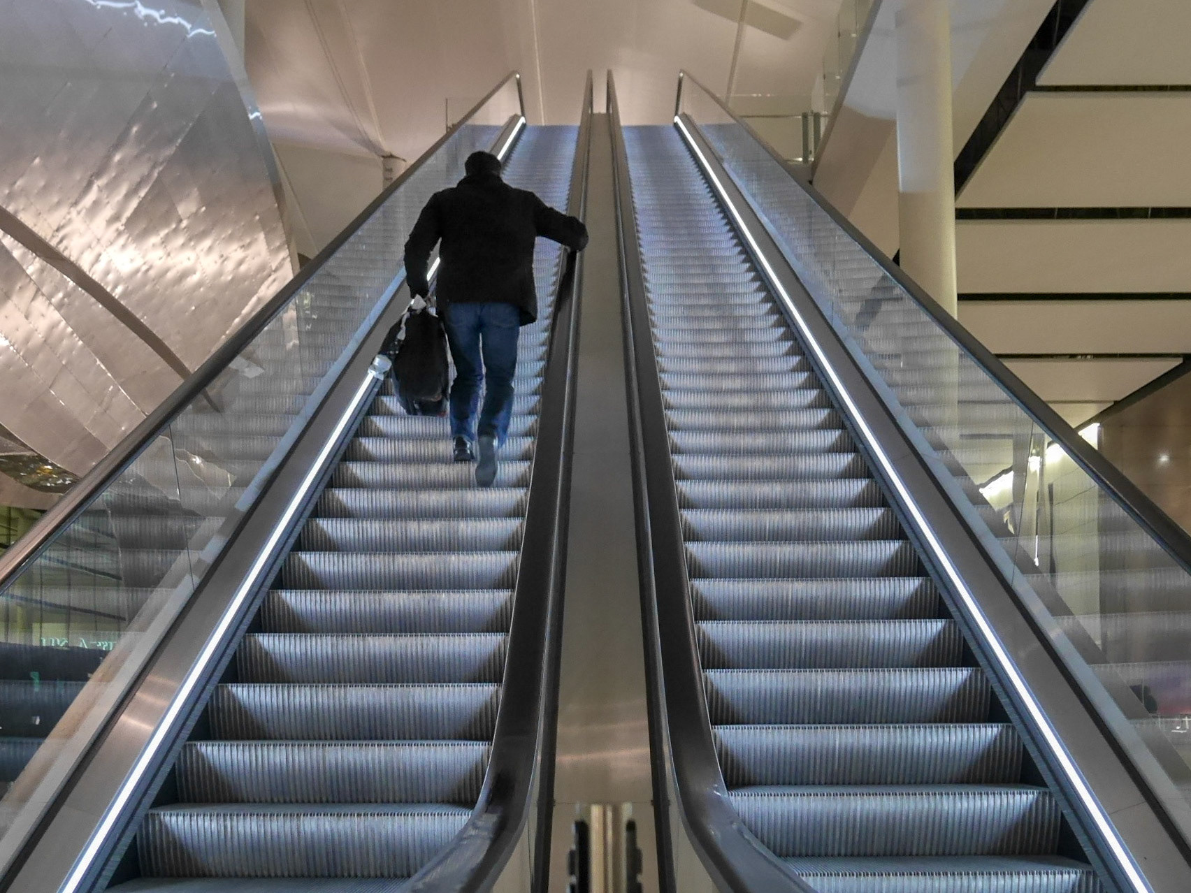 Queen's Terminal, T2, Heathrow, London