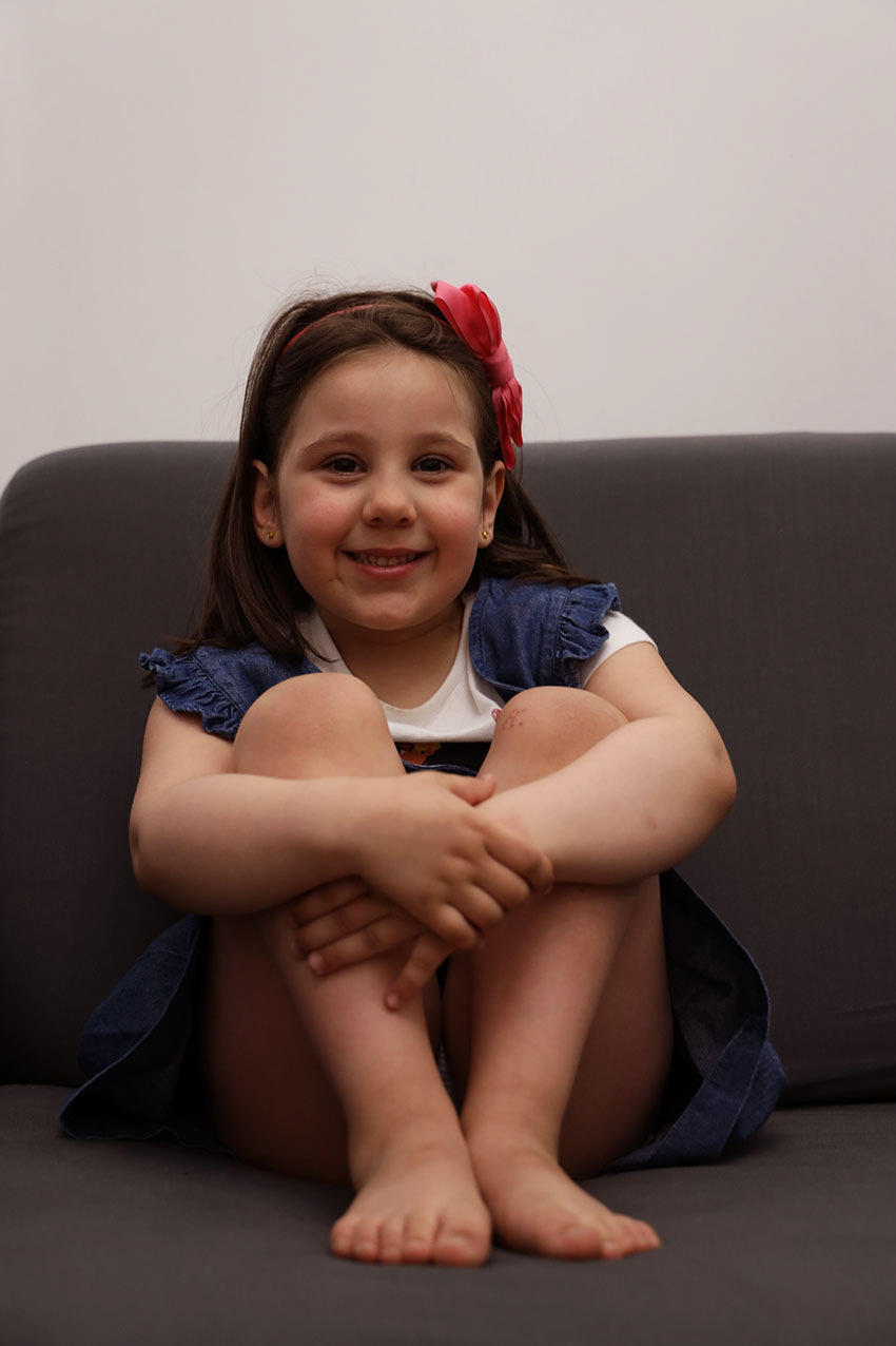 Beatriz.portrait famille (4) © 2021 juliadecassin