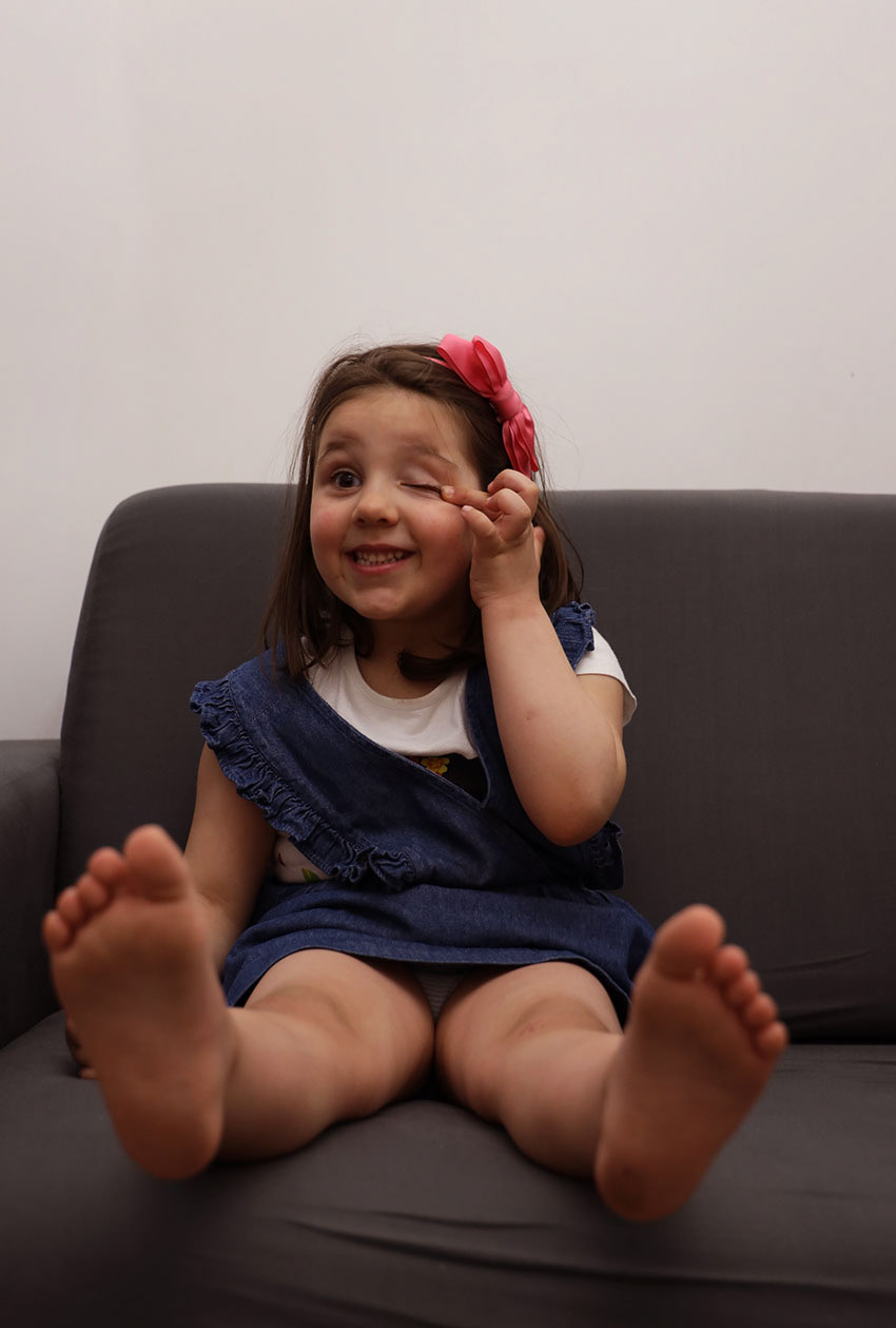 Beatriz.portrait famille (3) © 2021 juliadecassin