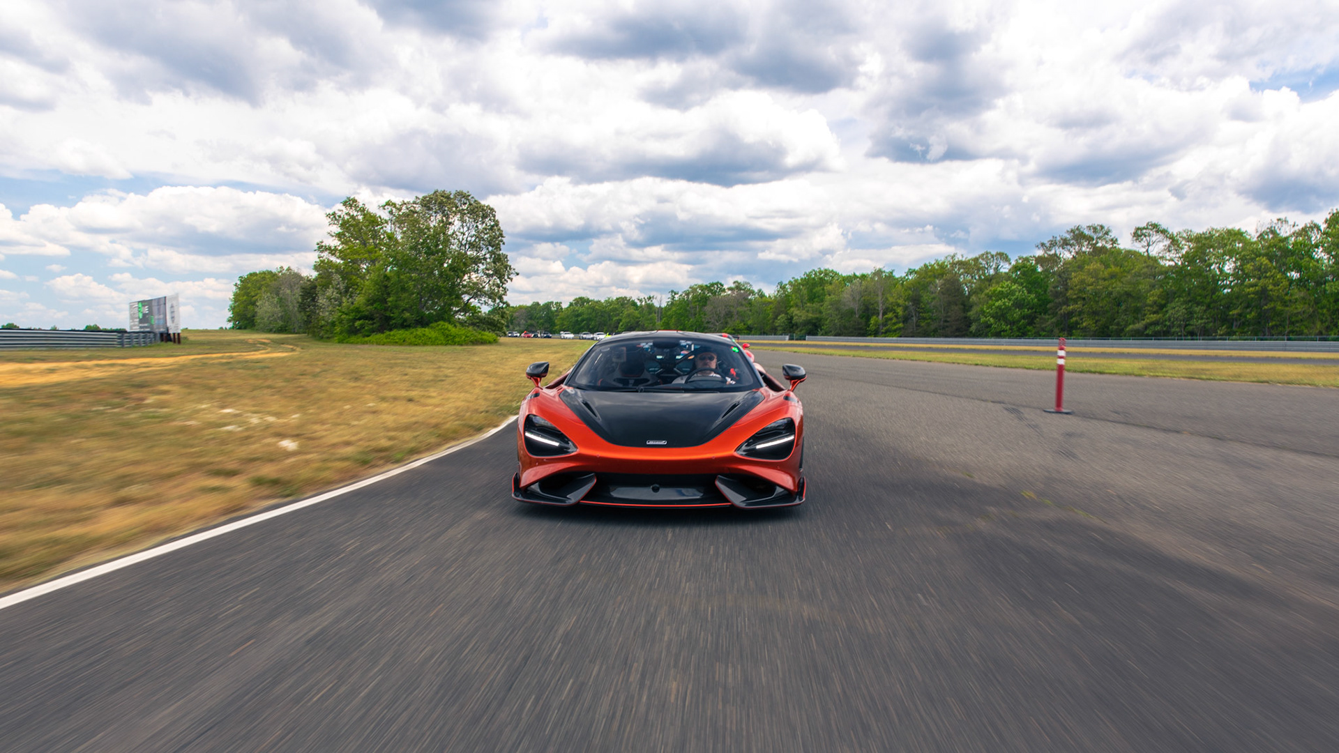 765lt