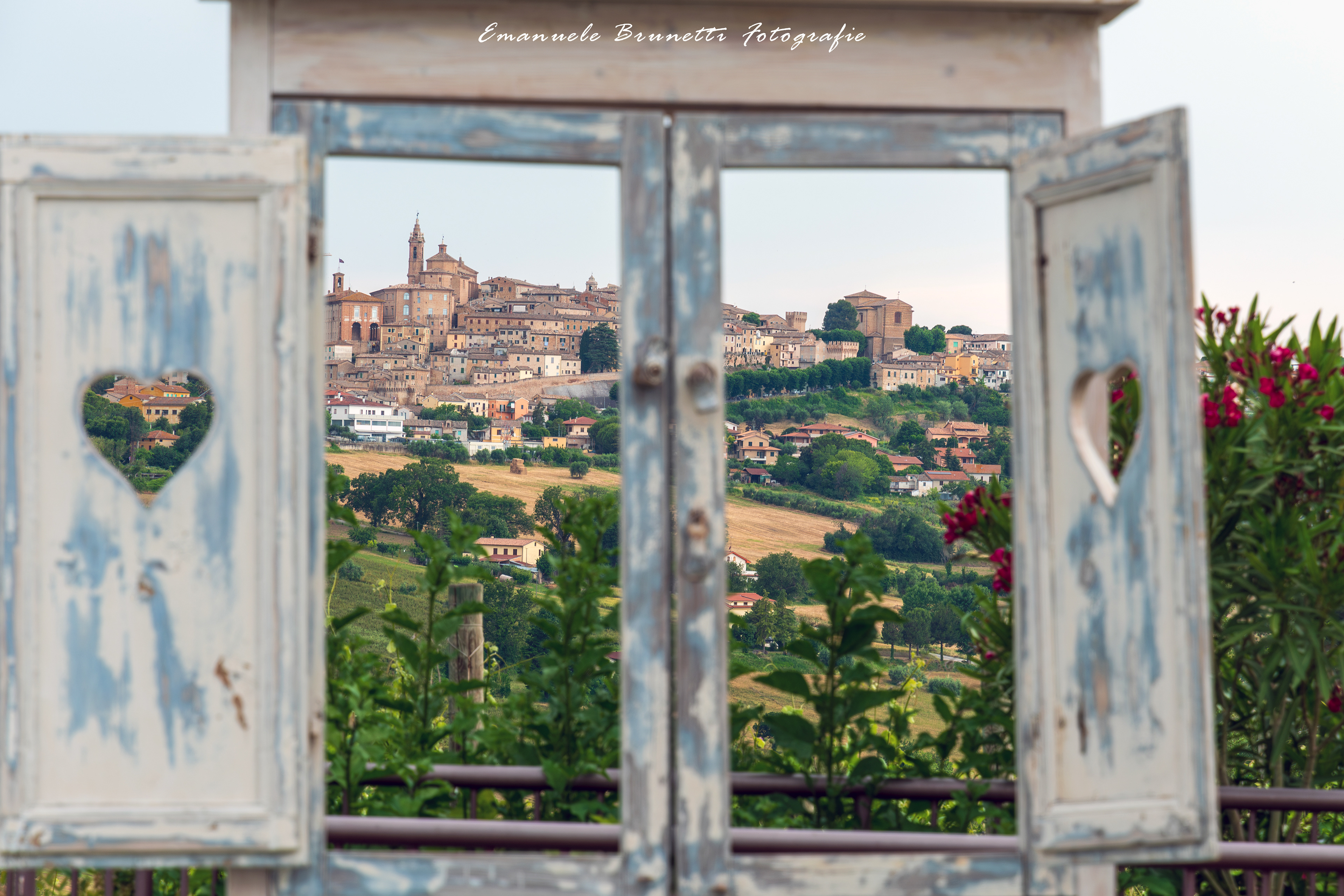 Vista su Corinaldo (An) Ristorante Angelina