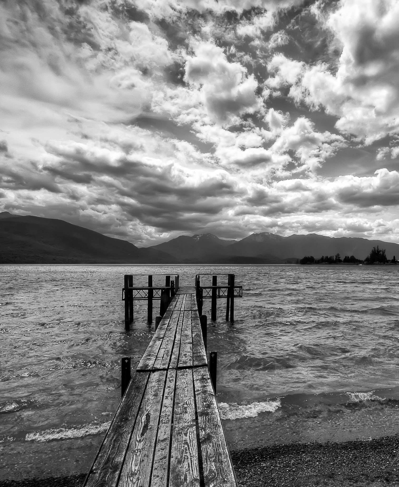 Lake Te Anau, NZ