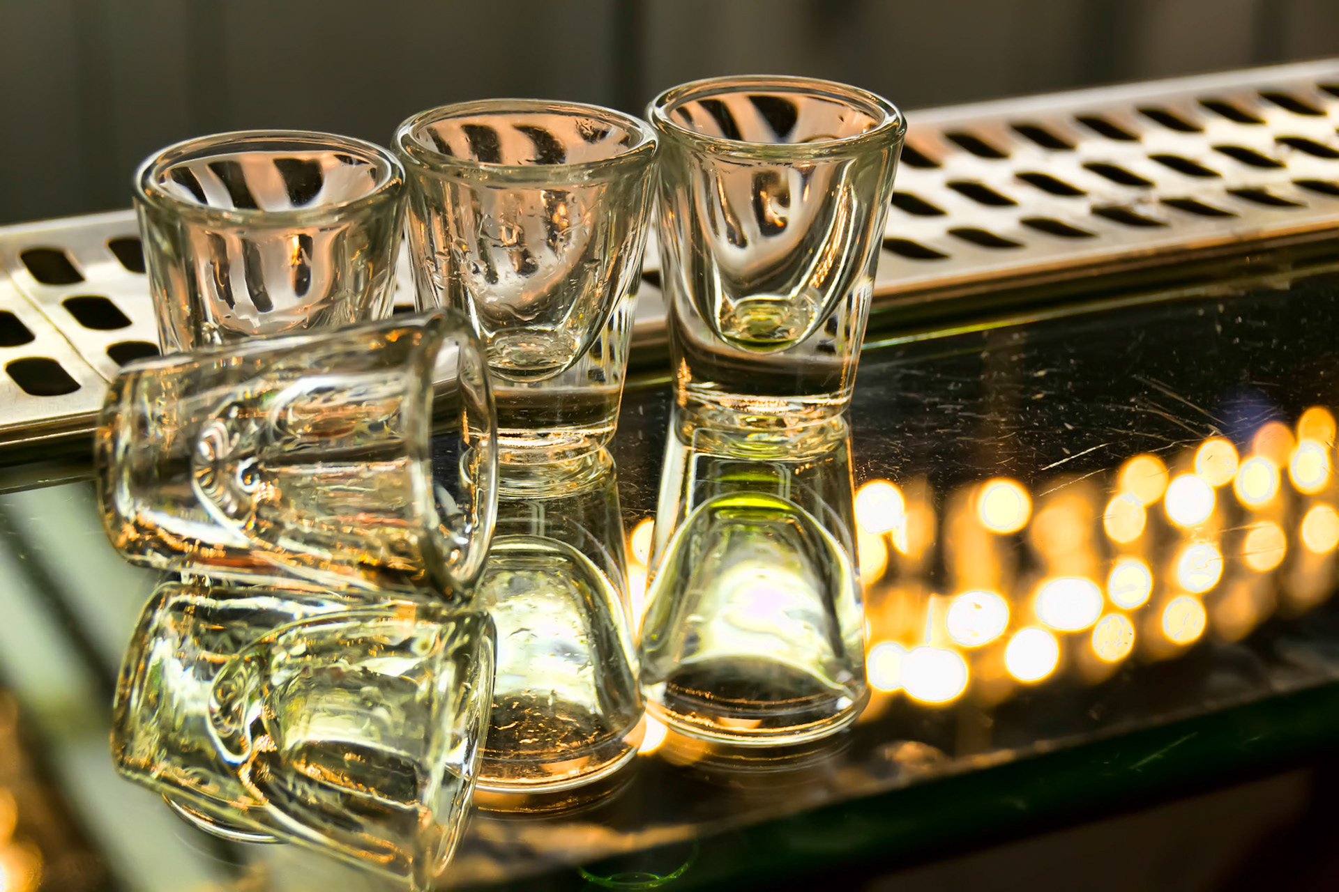 …and now for the "tasting" room (seems fitting since it is Friday). Props to my wife with the amazing eye for pointing (and setting up) this shot.