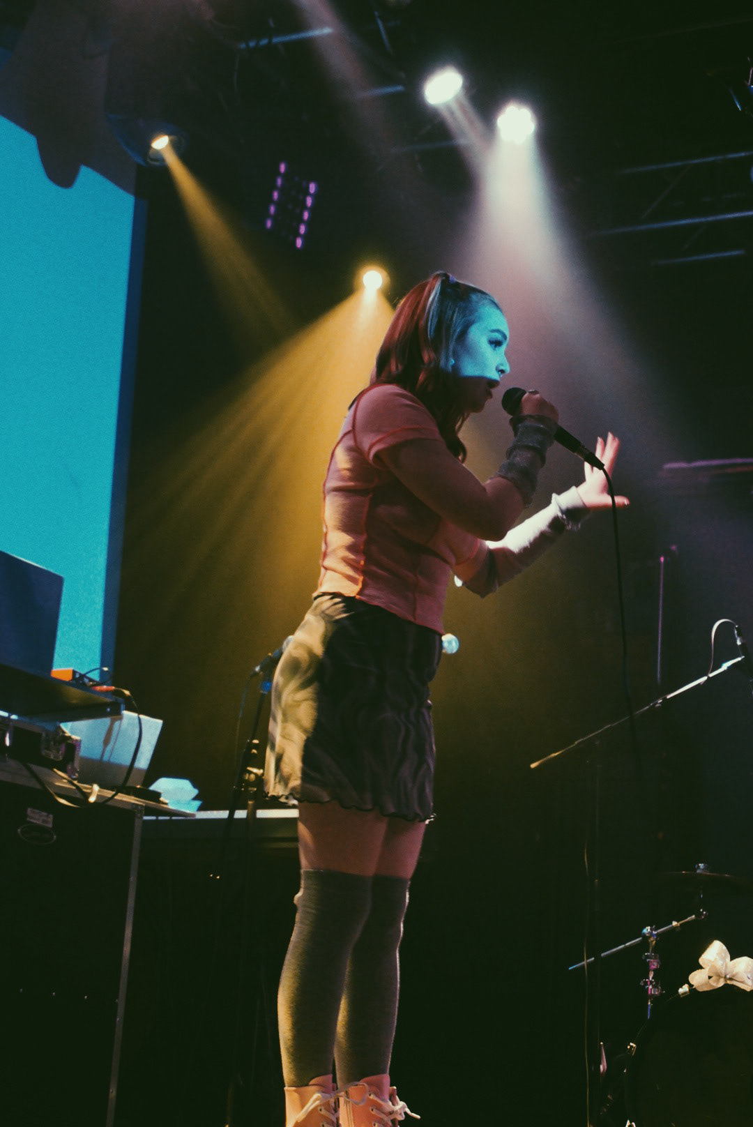 12.16.21 - Anna Thompson @ Neumos