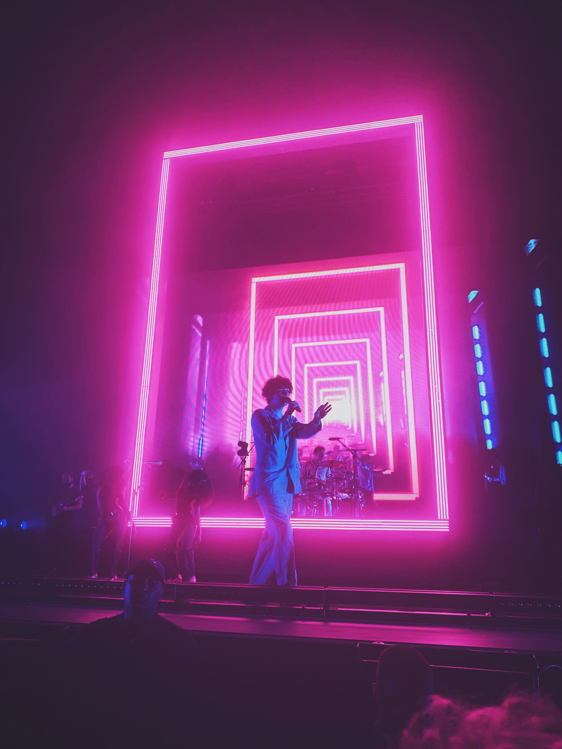 April 2019 - The 1975 SEA