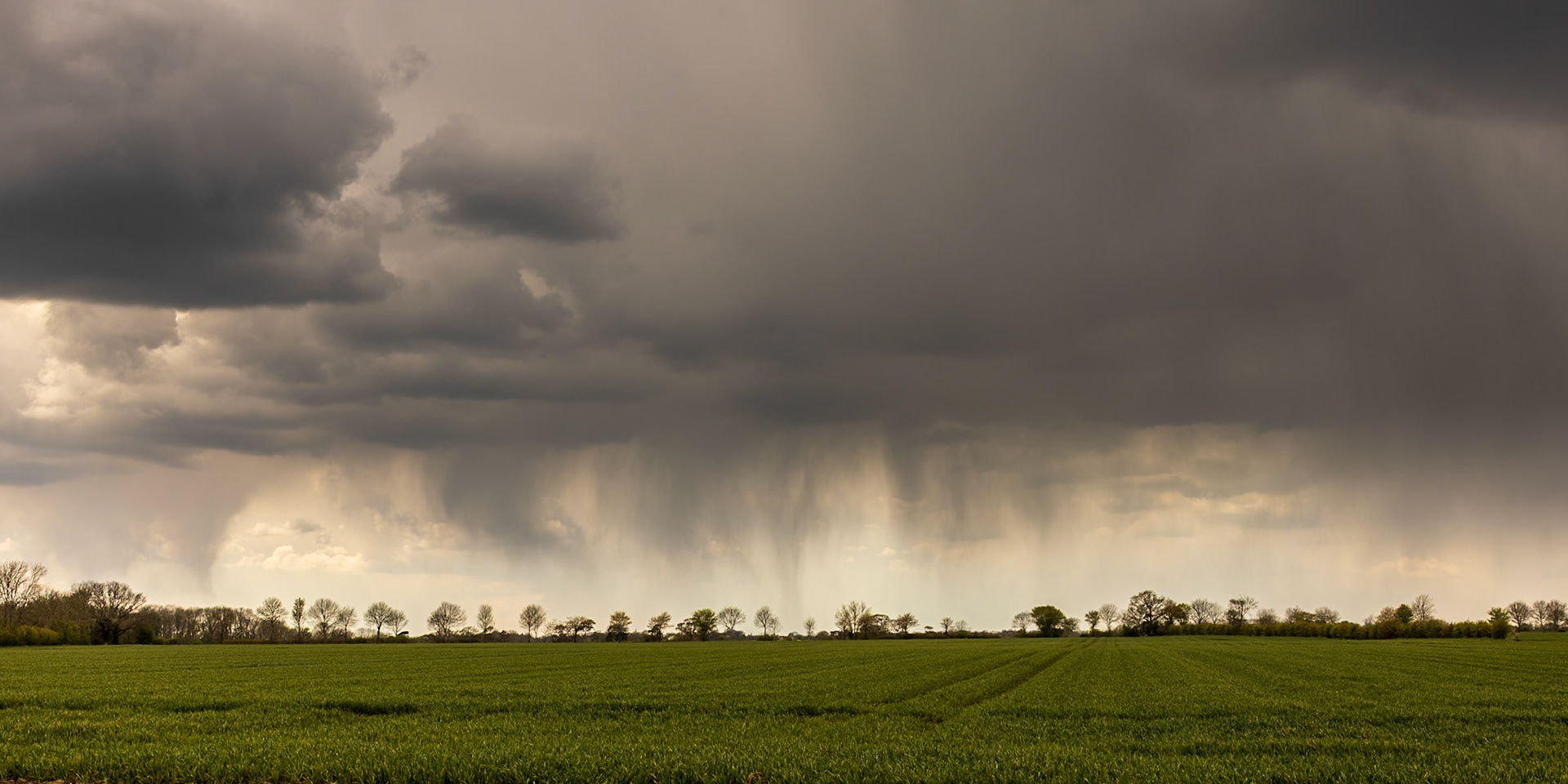 23. Rain coming to Huntingfield