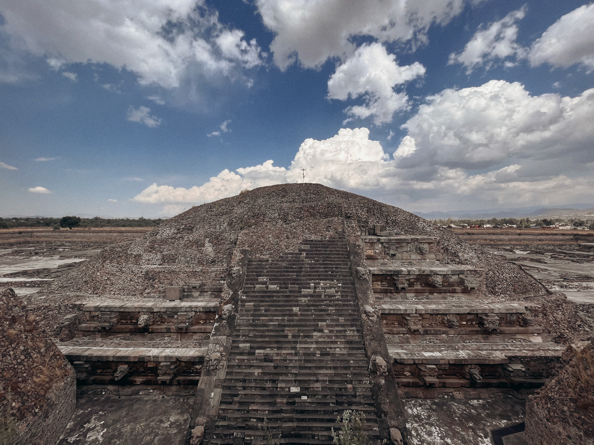 Un petit temple sur la Ciudadela