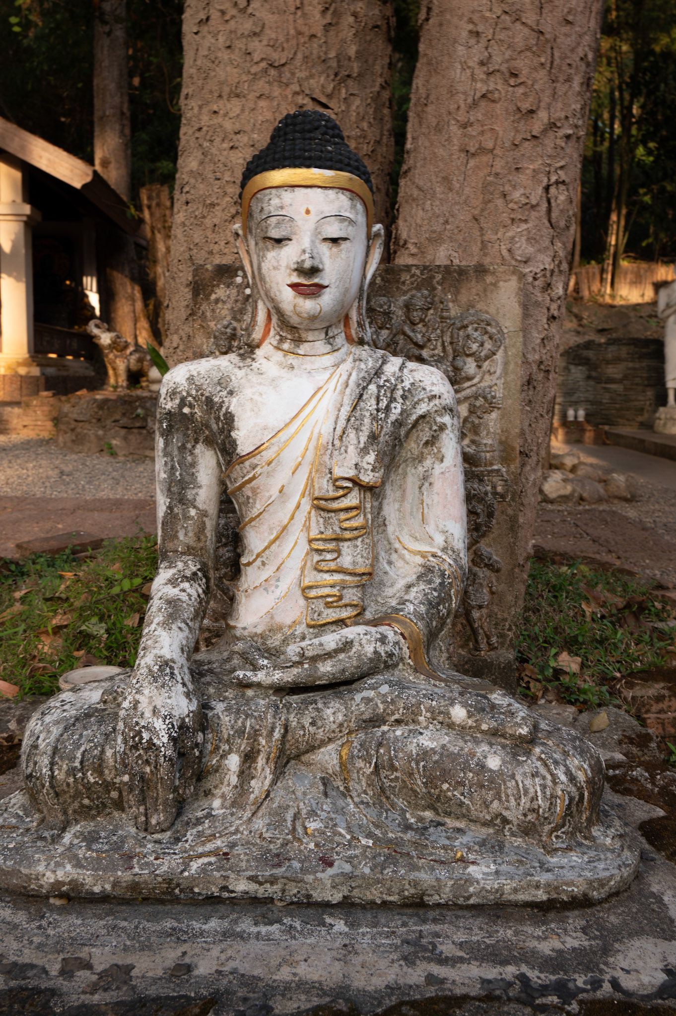 White buddha, Wat Pha Lat