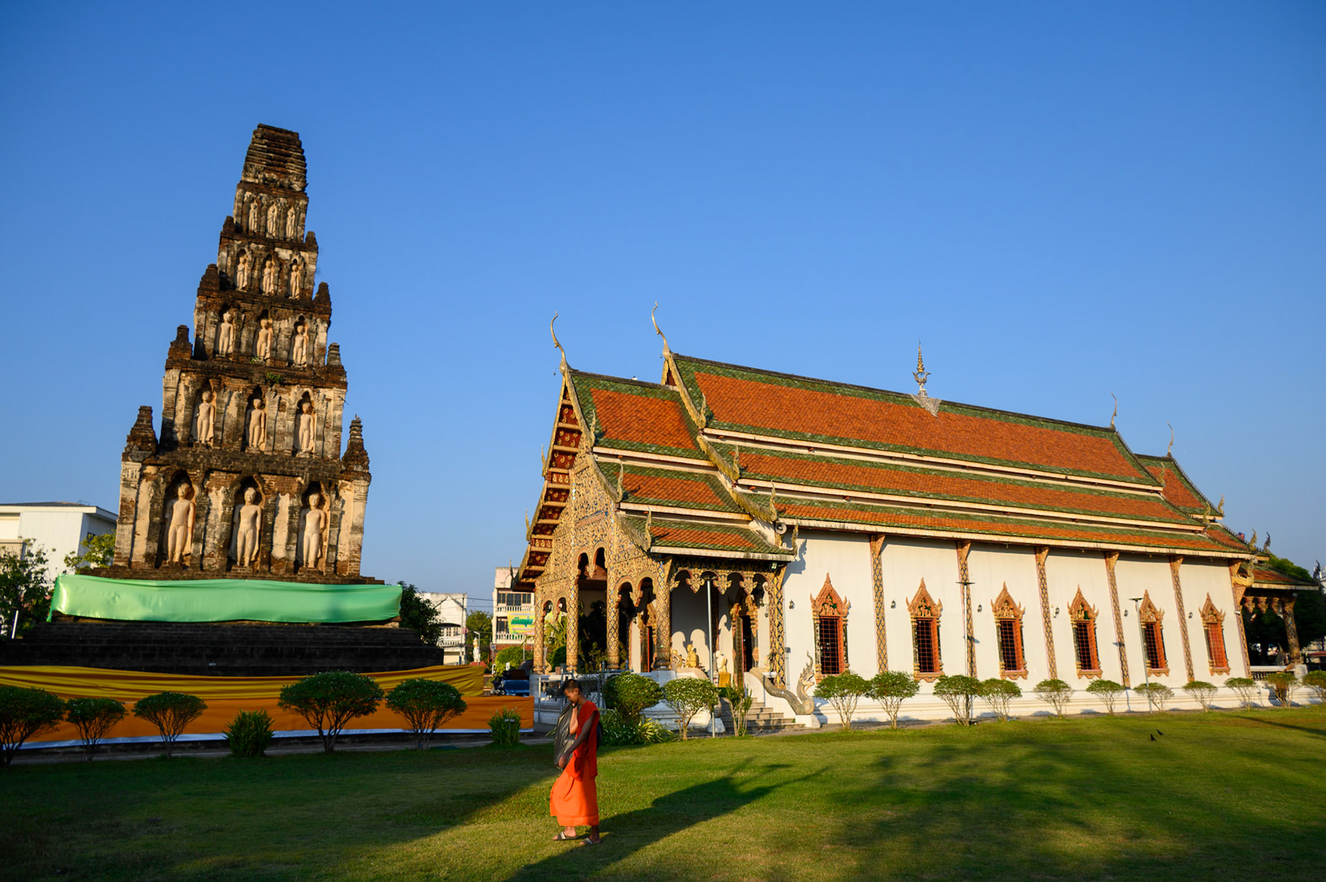 Wat Cham Thewi,, Lamphun