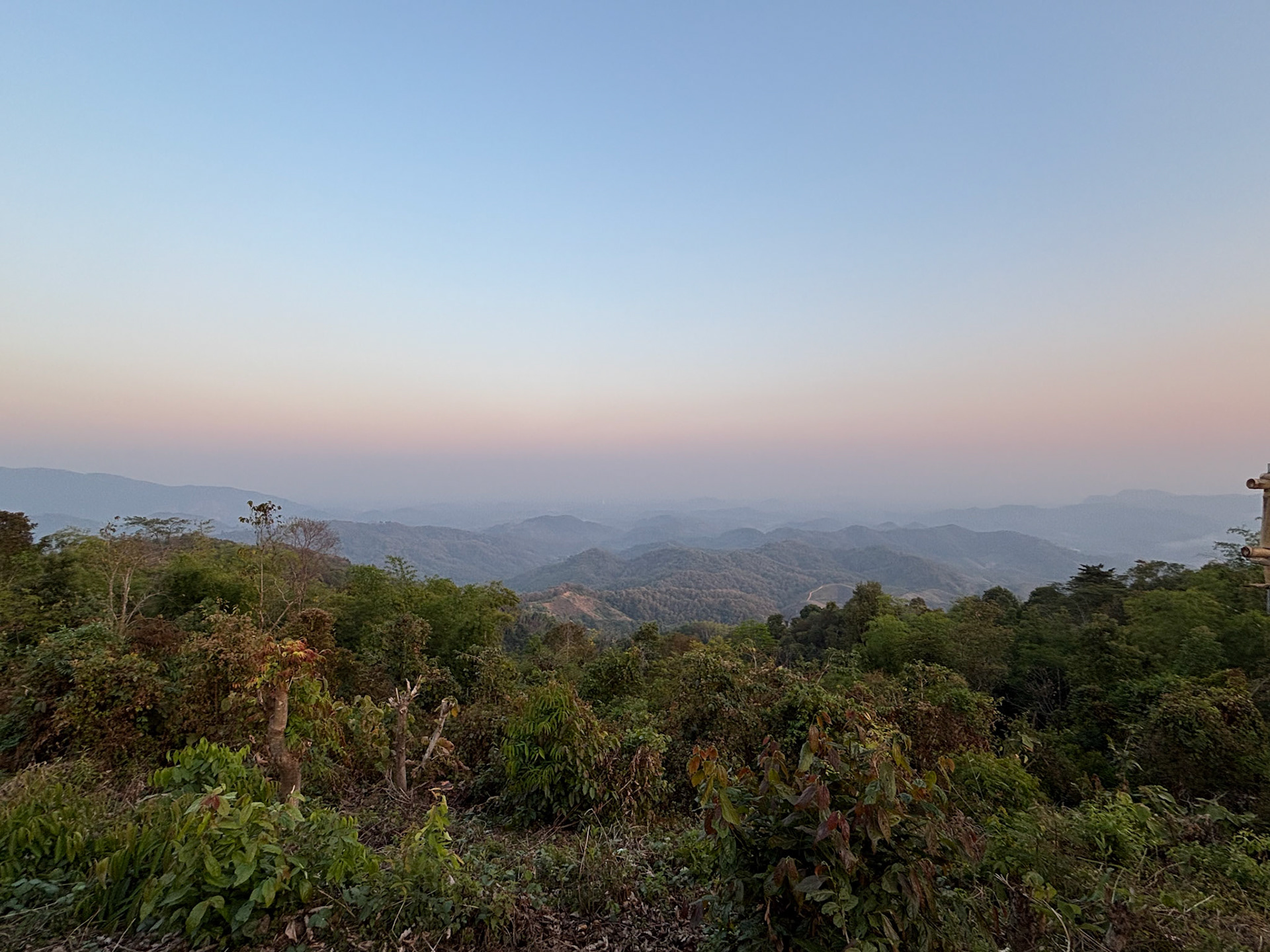 Doi Bo lookout, sunset