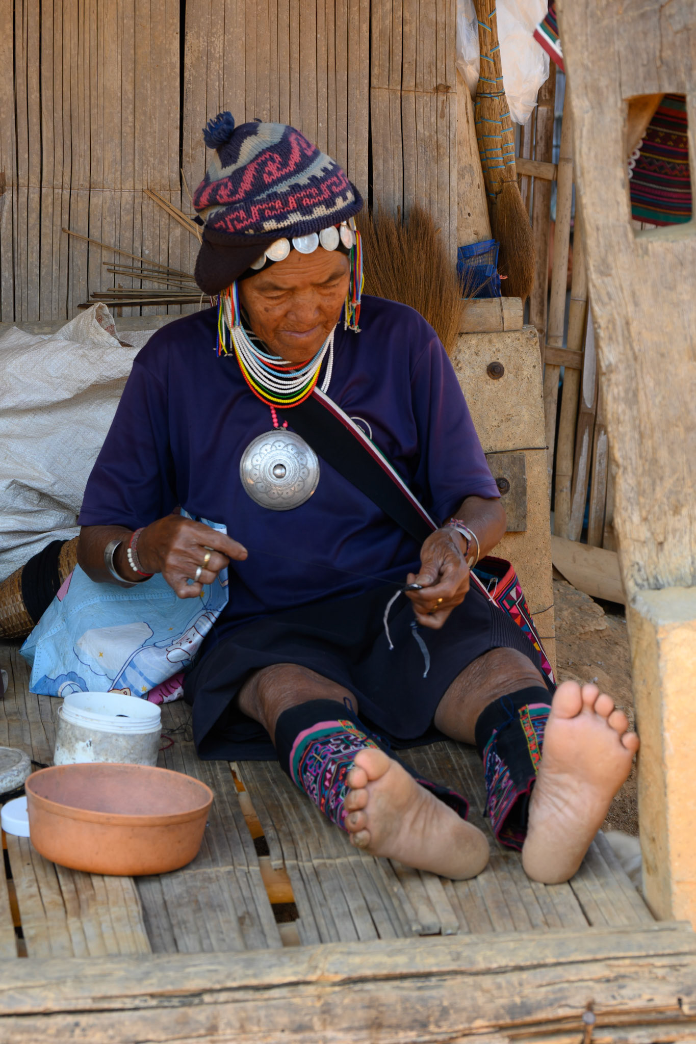 Jewelry maker, Mae Yao, Chiang Rai