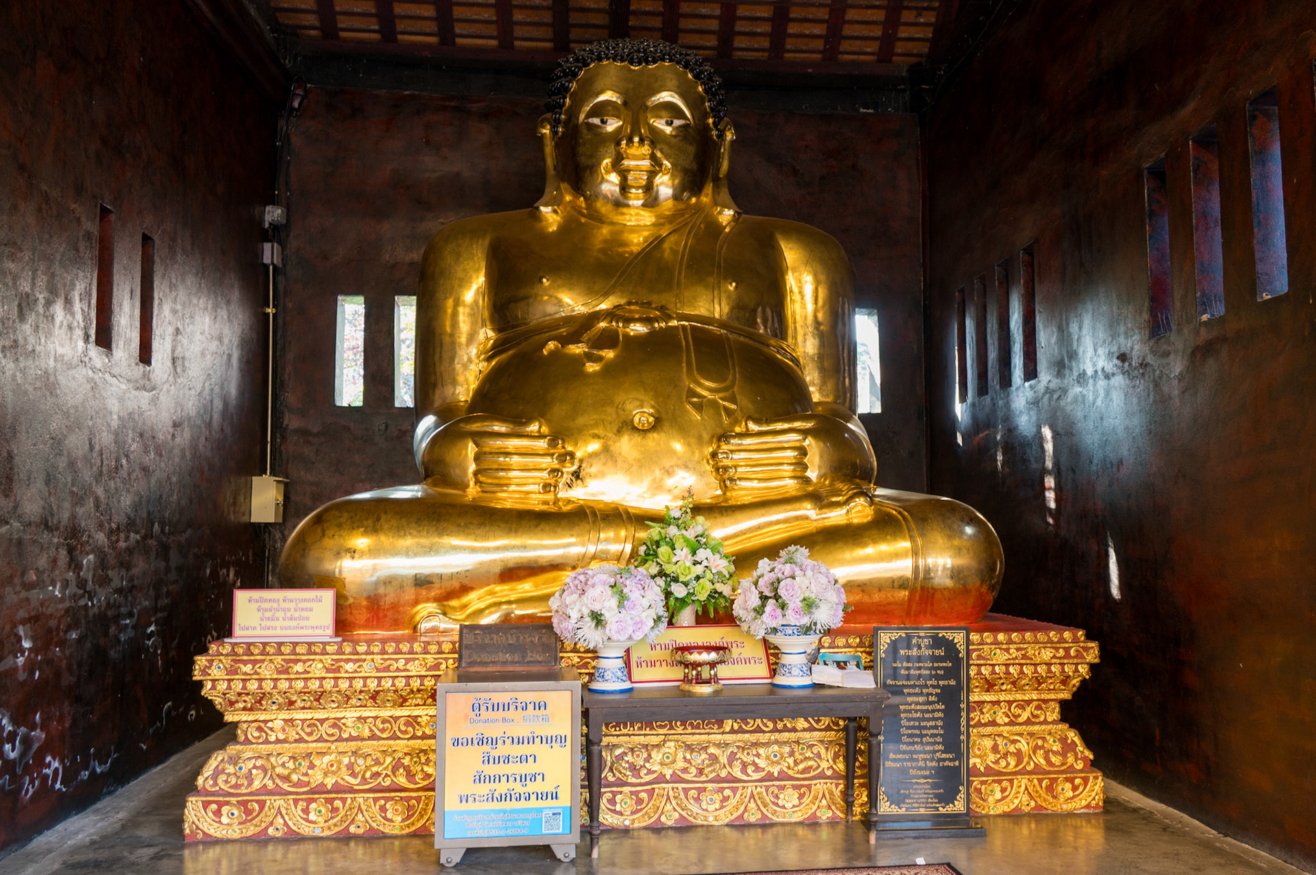 Wat Chedi Luang Buddha