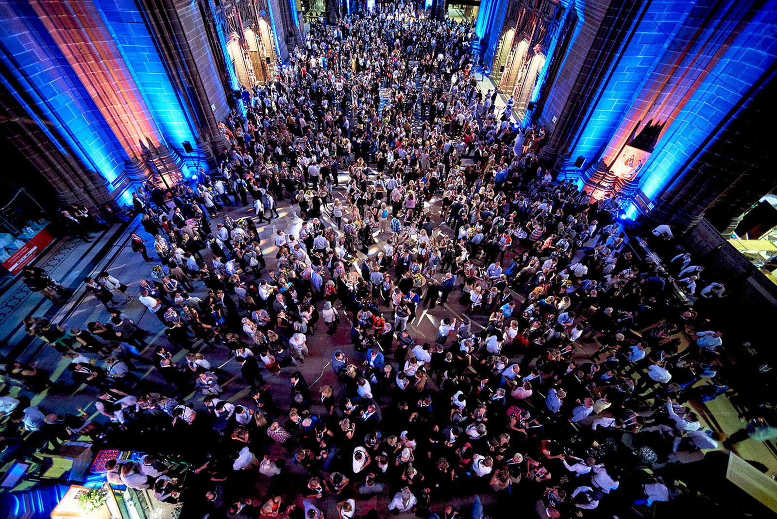 Hire a Budapest photographer