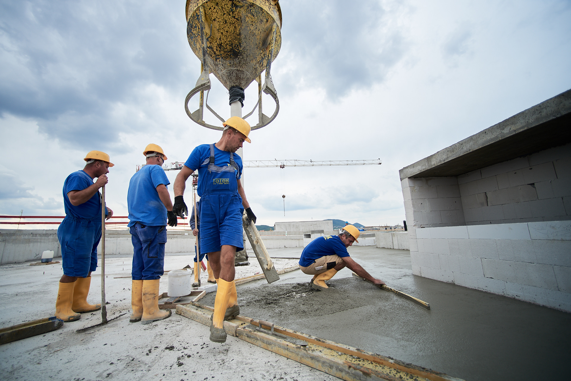 Everyday life at a building construction site