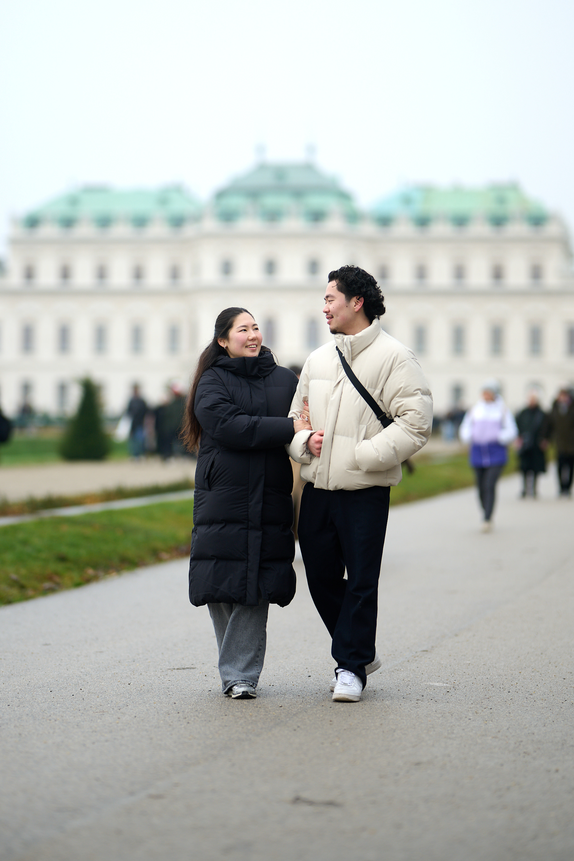 Relaxed engagement photo session in Belvedere, Vienna