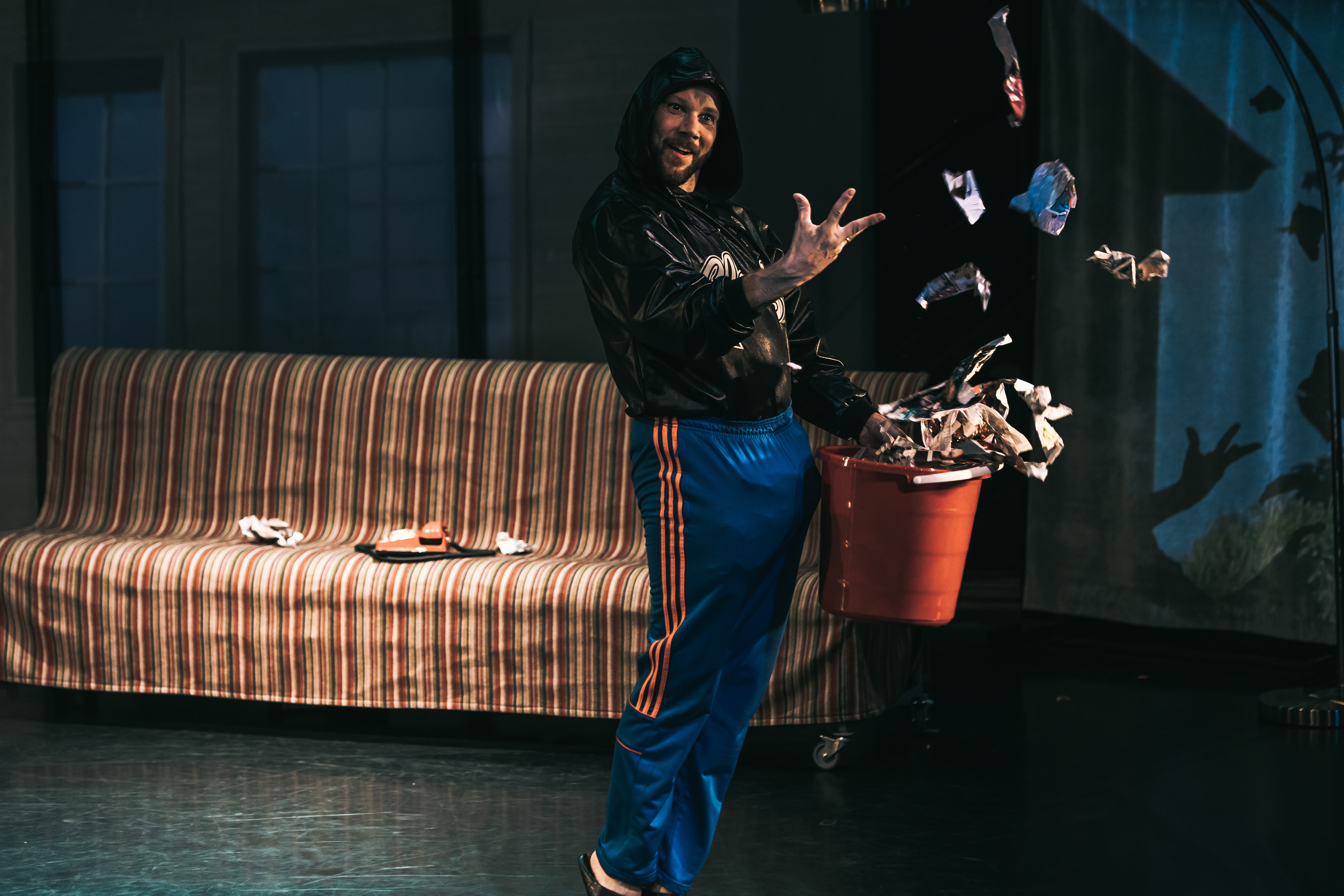 Naaber 'Kaubamaja' (Foto/Photo Maris Savik)