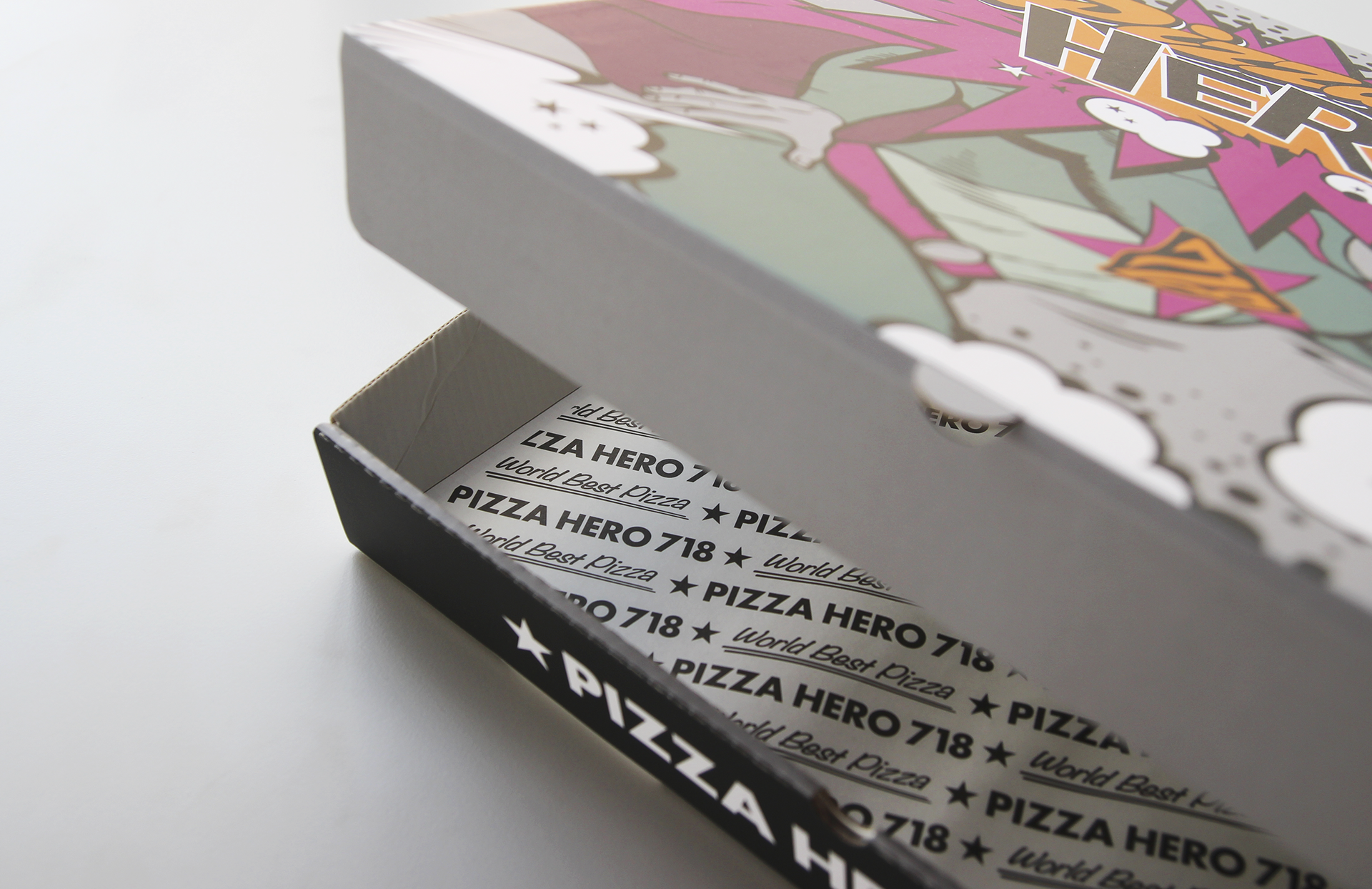 box package retro design of the premium American pizza brand | 피자 히어로 718의 박스 패키지 레트로 디자인
