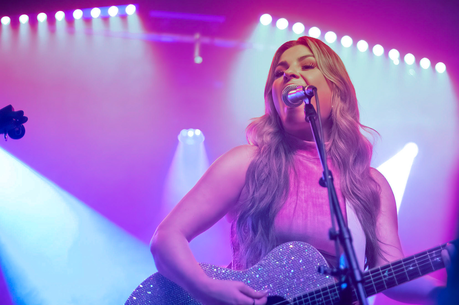 Tenille Arts performs at The Grace, London, July 16th 2022