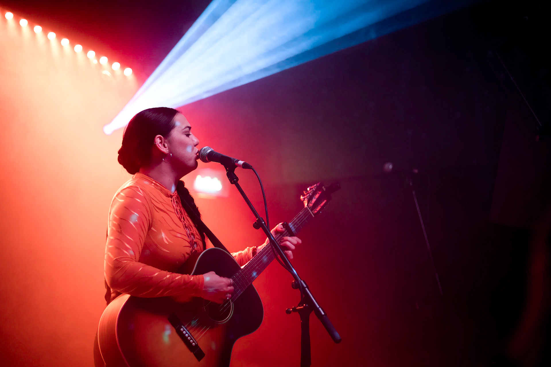 Jade Helliwell supporting Tenille Arts at The Grace, London, July 16th 2022