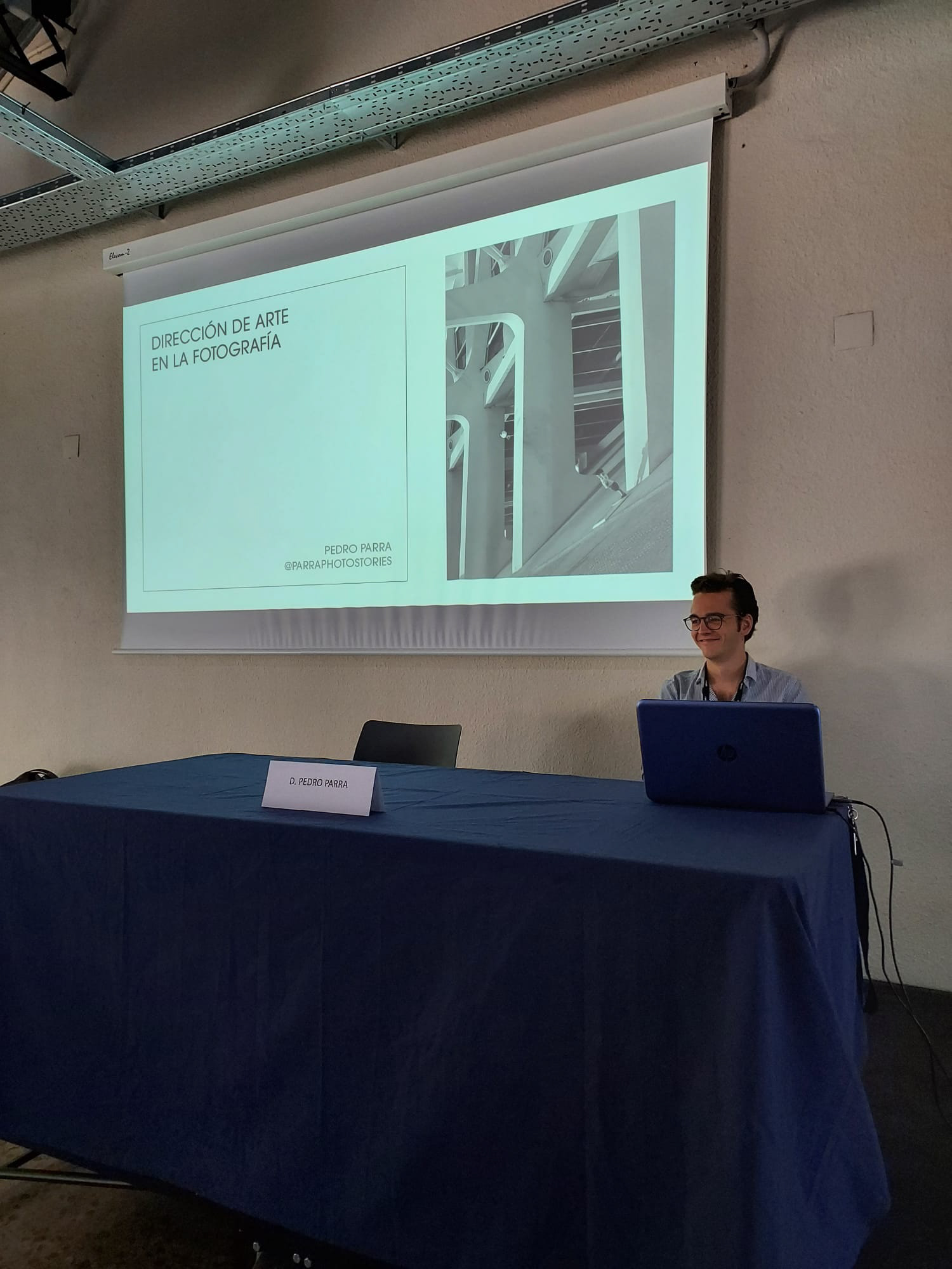 Conferencia de Parraphotostories en Delicias con Arte