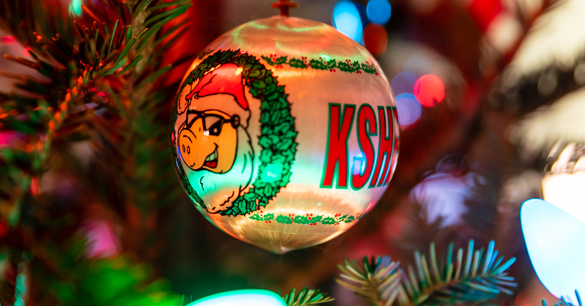 Merry Christmas to all, and my old St. Louis rocker friends who will appreciate this ornament.