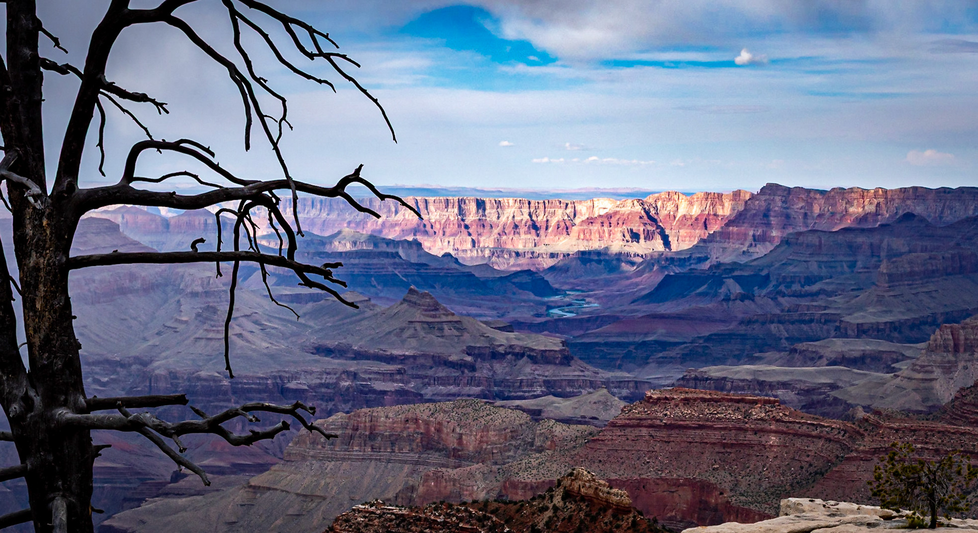 The Majestic Grand Canyon &amp; the Colorado River