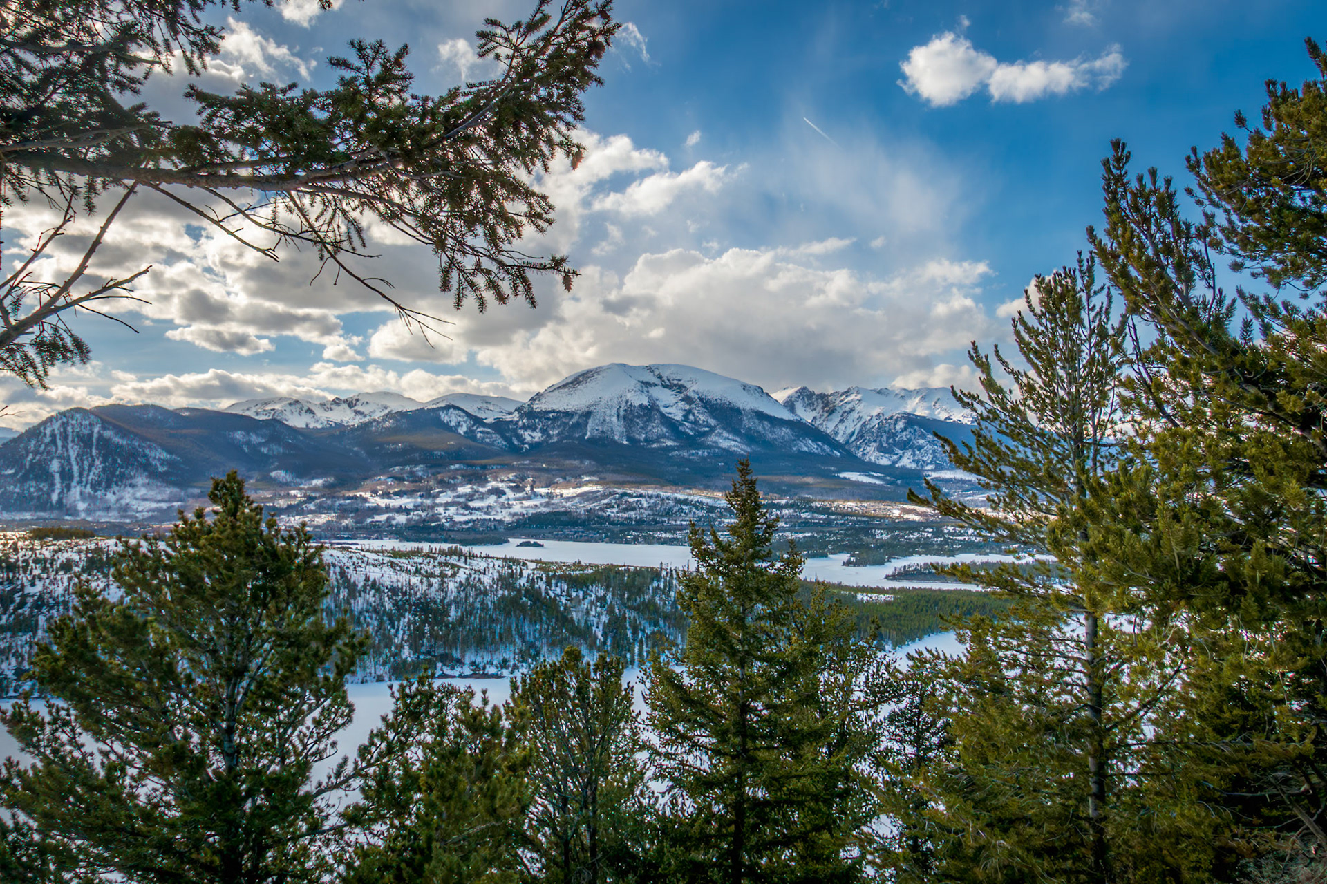 Rocky Mountain HIgh - Colorado Rocky Mountain landscape overlooking Dillon Reservoir and Buffalo Mountain.