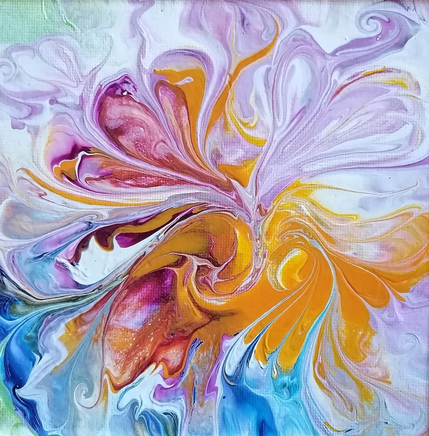 Pouring Art "Helle Blüte", 2022, Acryl auf Leinwand, 15x15 cm - Preis NV