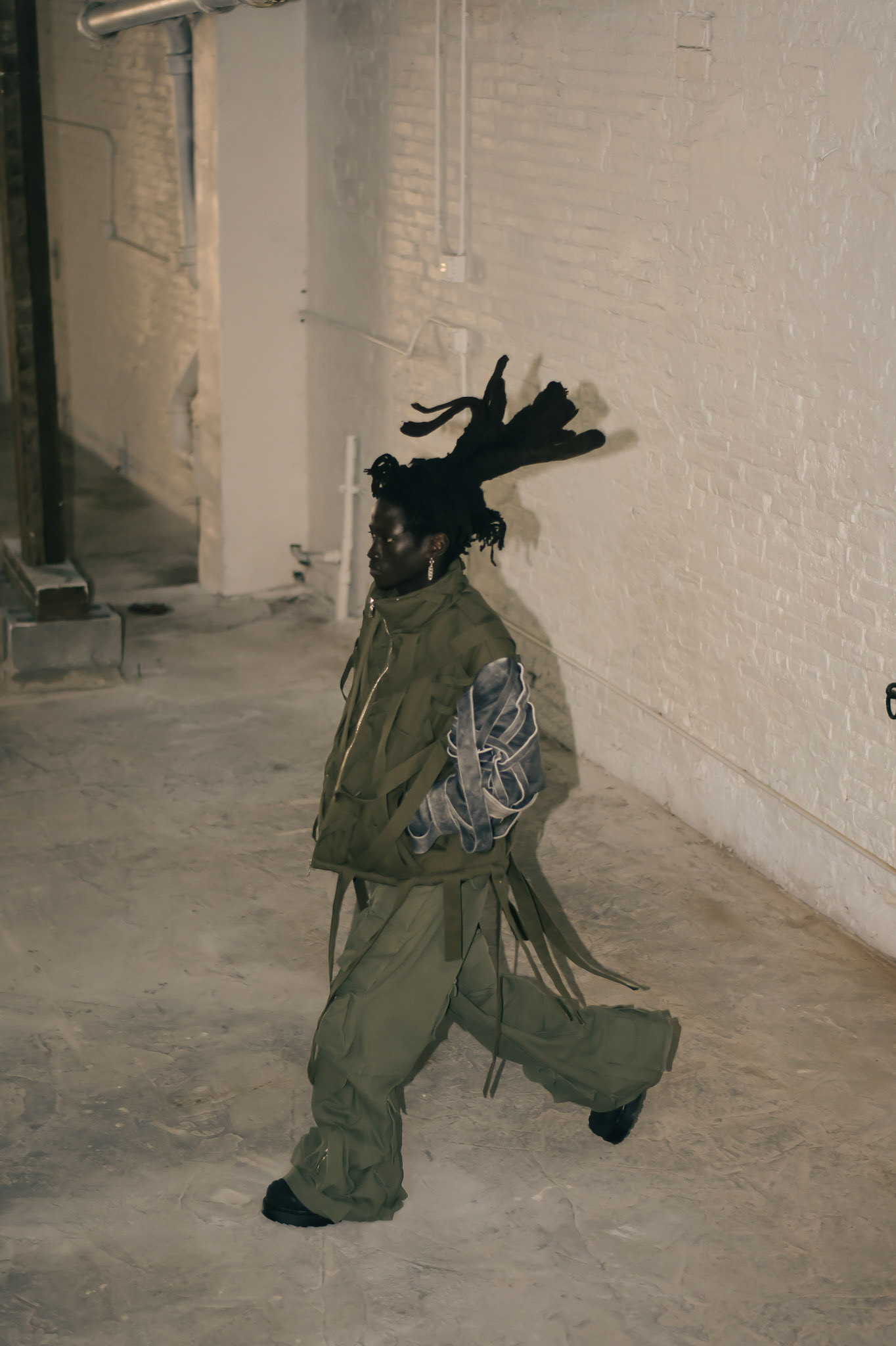 Blanc Magazine Issue 28 - Rule The World - Stylist Assistant