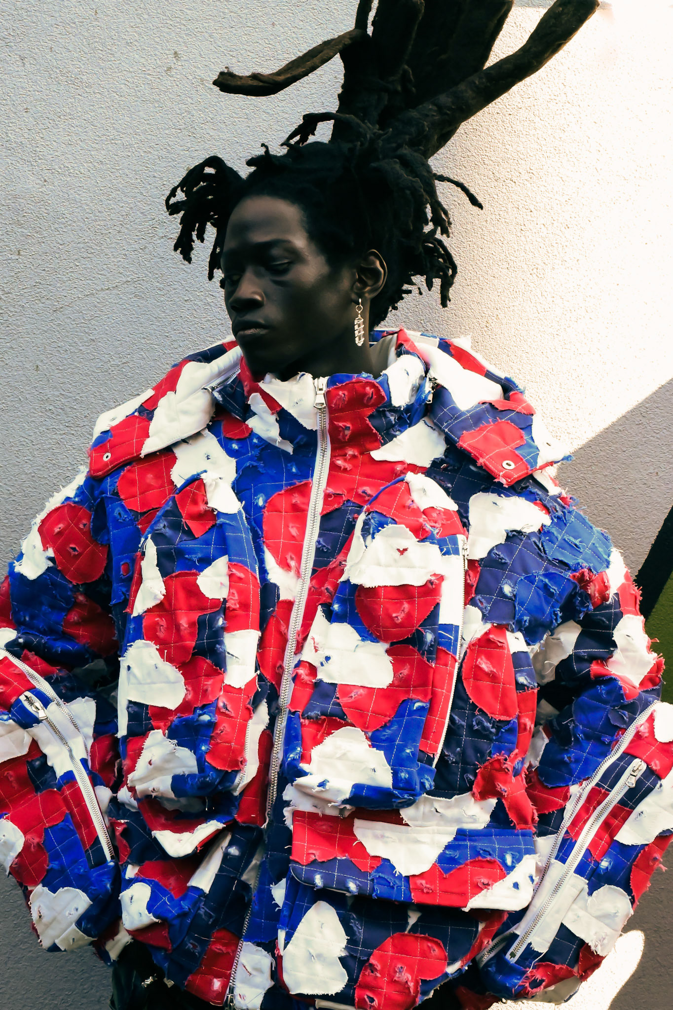 Blanc Magazine Issue 28 - Rule The World - Stylist Assistant
