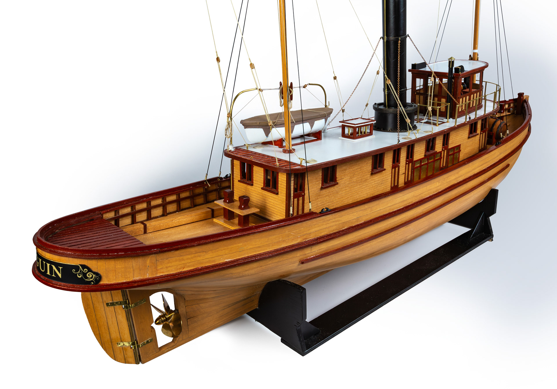 Seguin Tug