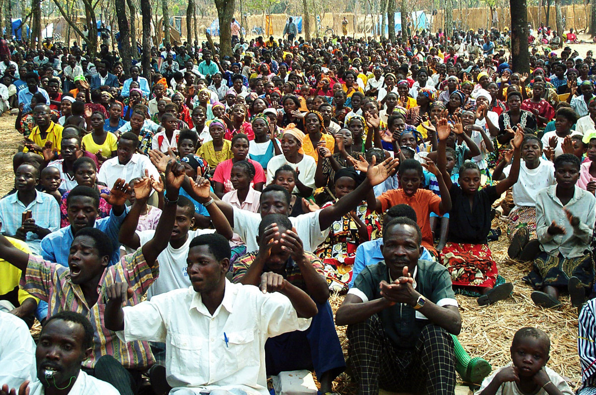 Bush conference congregation on my last preaching trip to Zambia, 2001