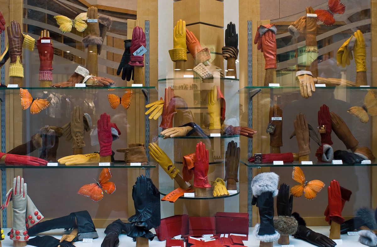 Glove shop windown in Florence, Italy