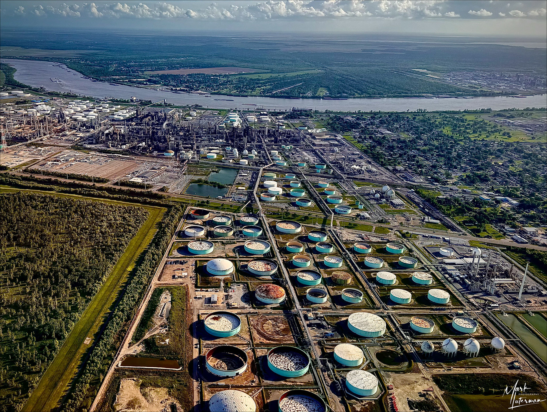 Flying over Oil and Gas