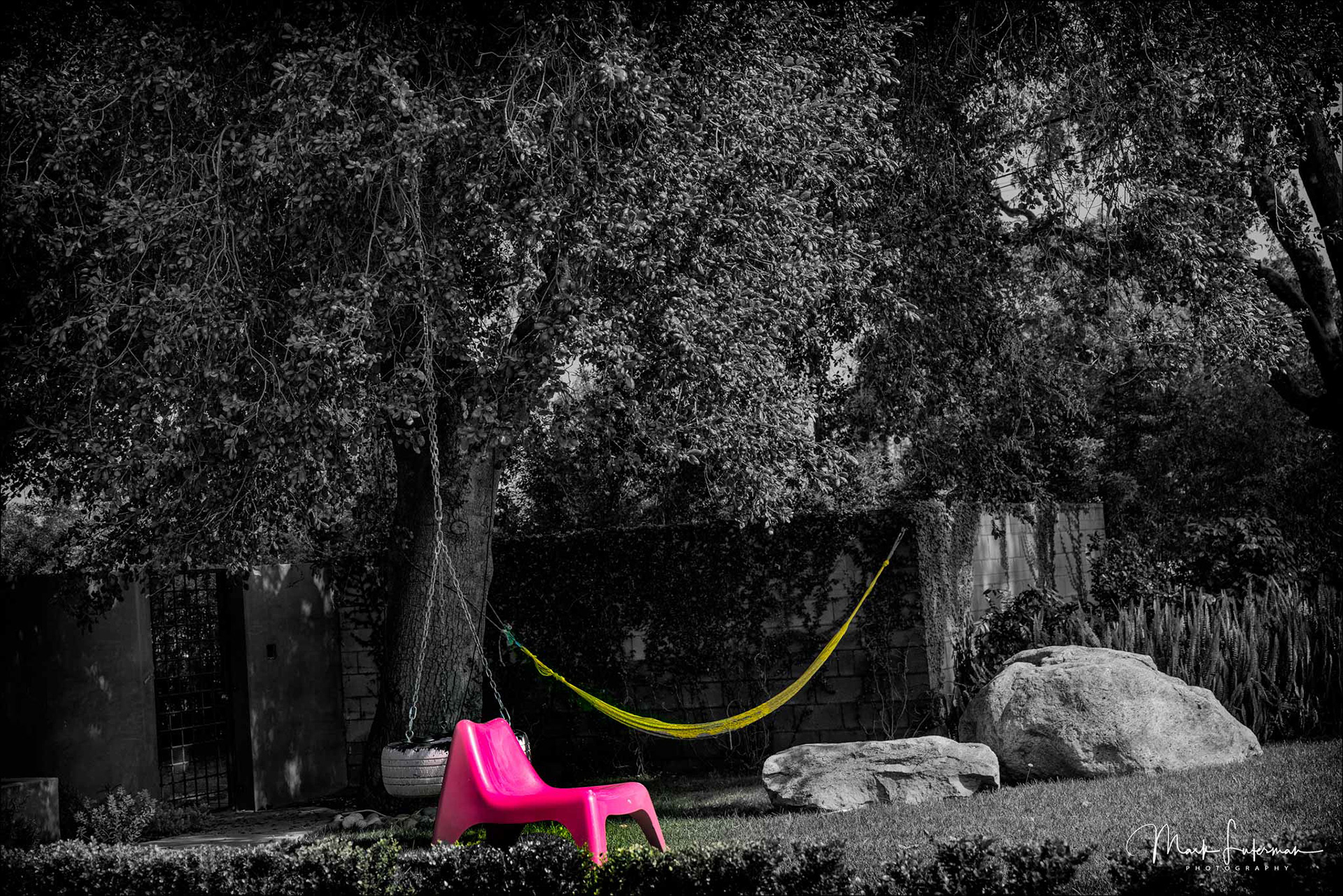 Pink Chair Yellow Smile