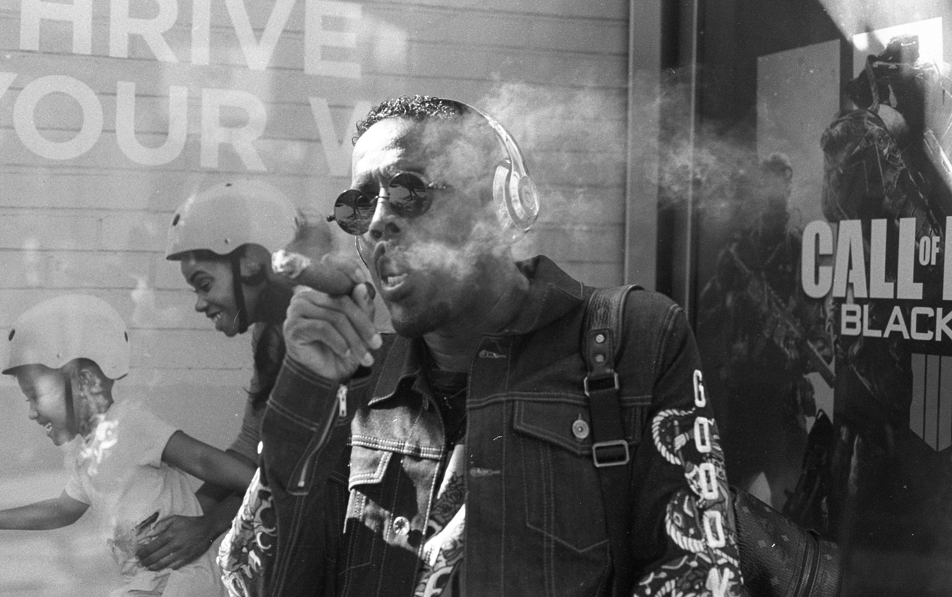 These portraits were taken on the streets of San Francisco in 2018. Each image reflects a passing connection — strangers, expressions, and fleeting moments that reveal the soul of the city.