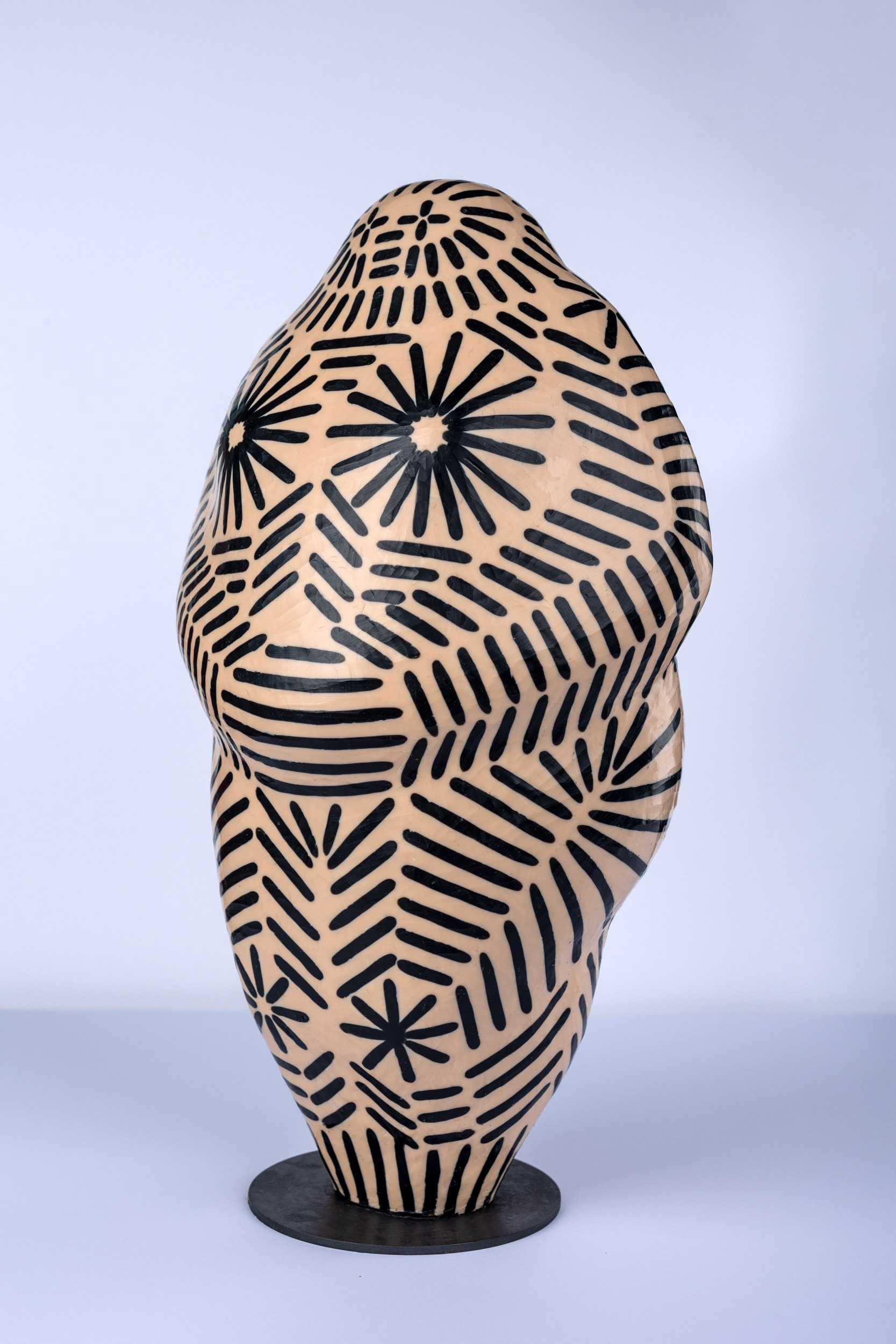Mrs. Regular, 50 cm