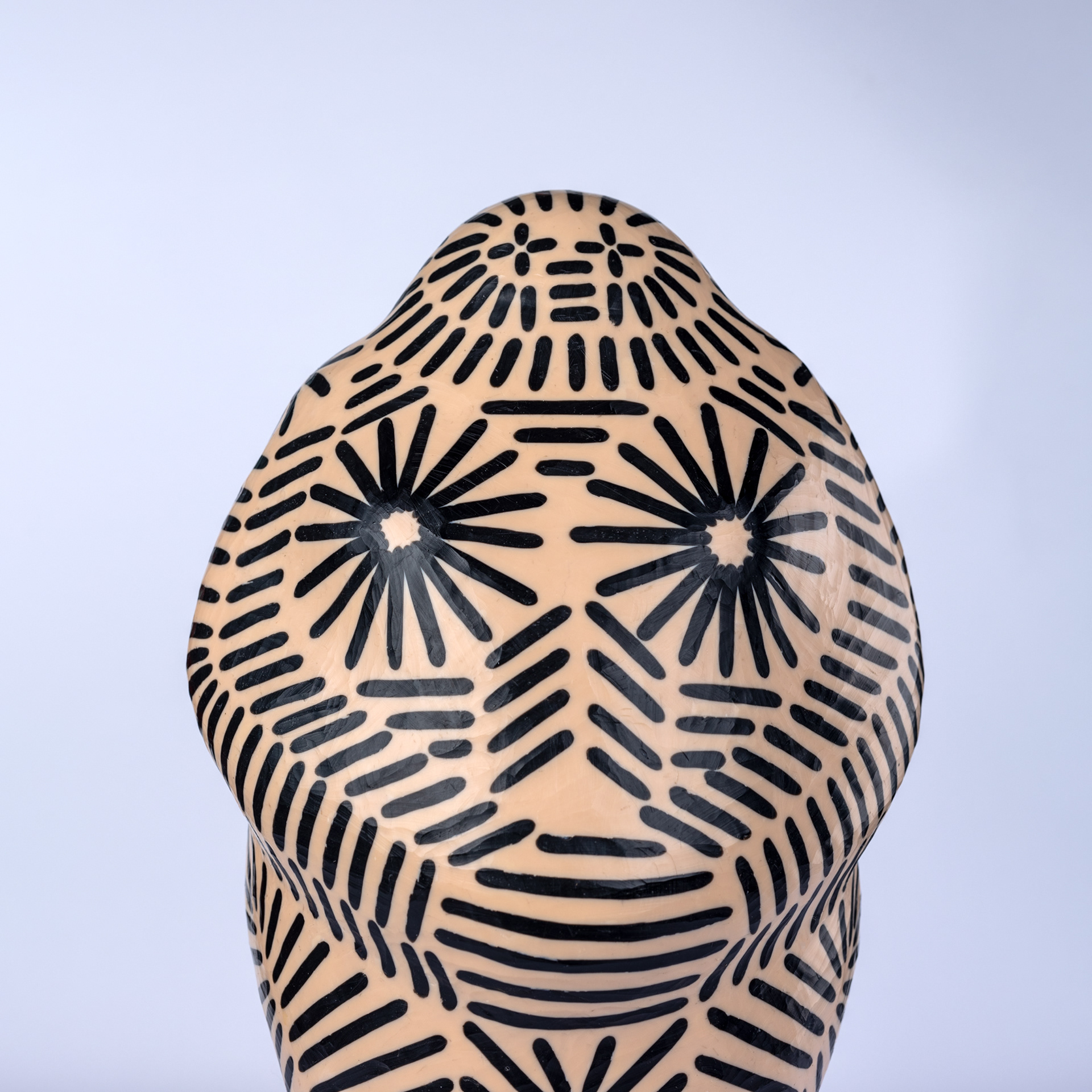 Mrs. Regular, 50 cm