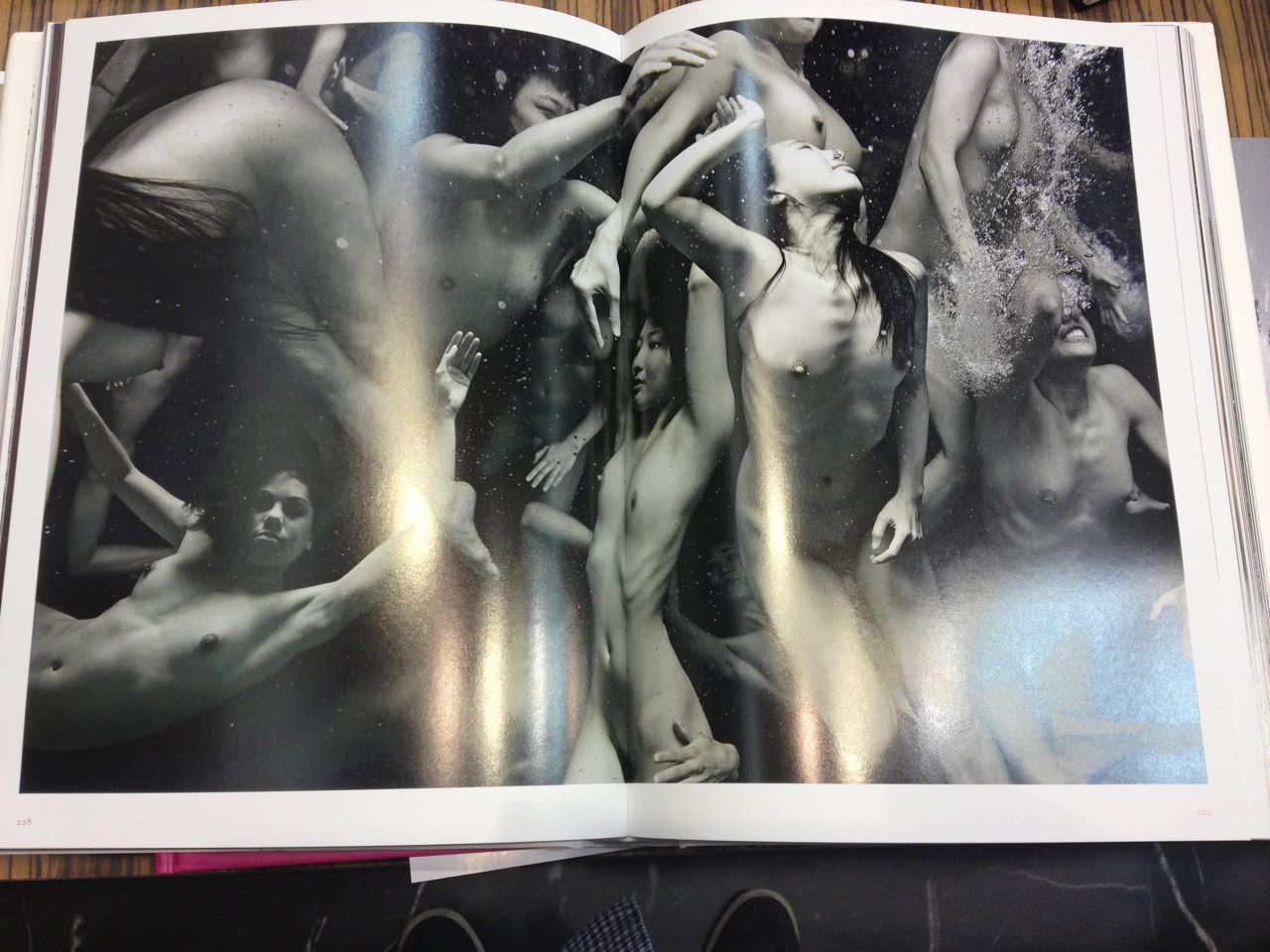 "NEW EROTIC PHOTOGRAPHY 2" TACHEN