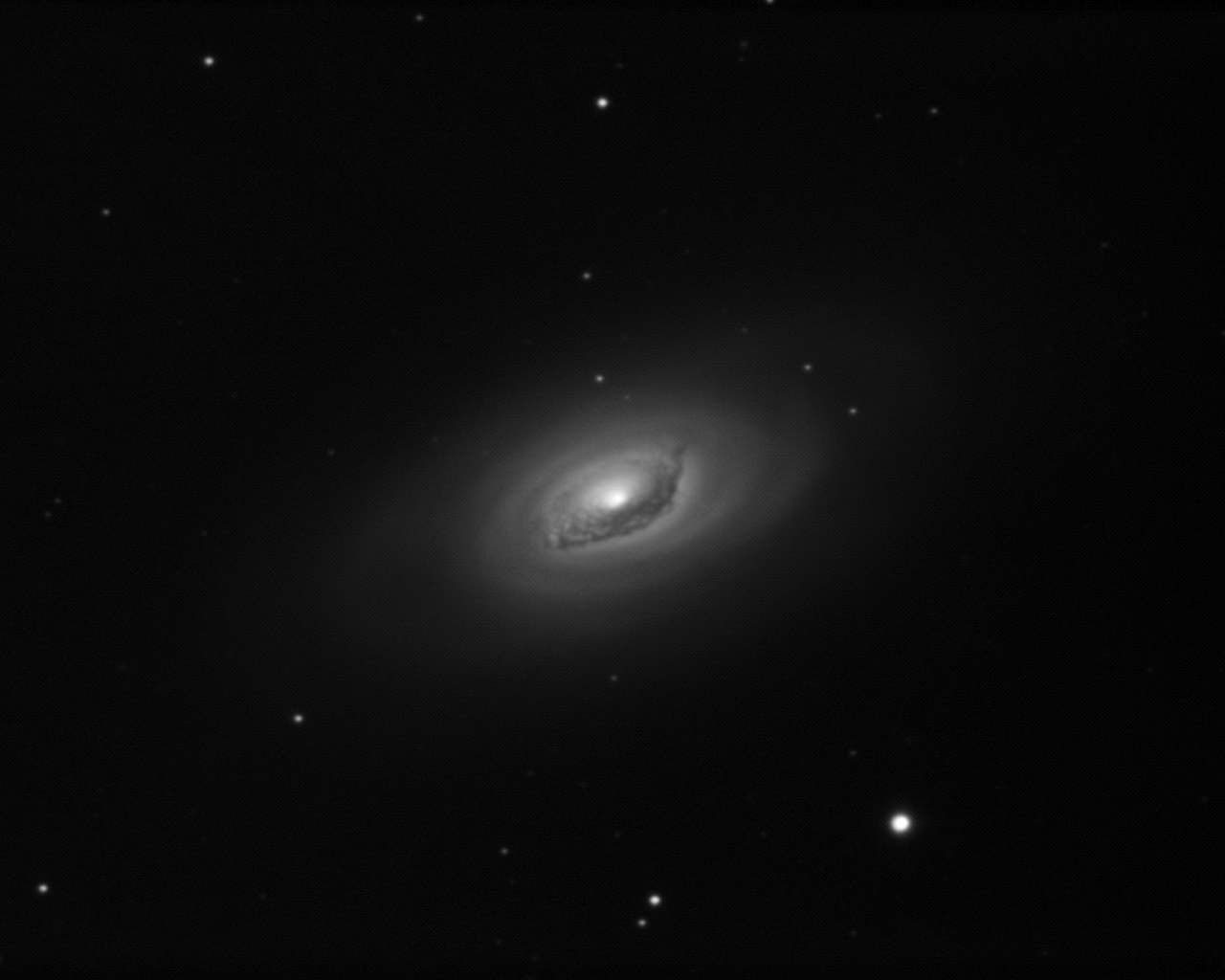 M 64, The Black Eye Galaxy luminance 4-5/2011