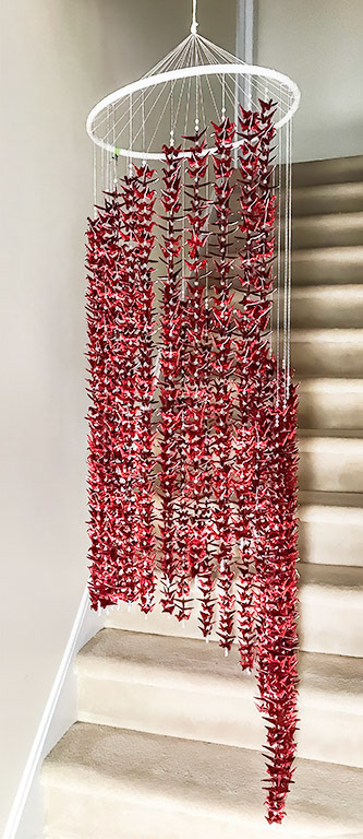2952 Liberty Red Metallic Spiral
