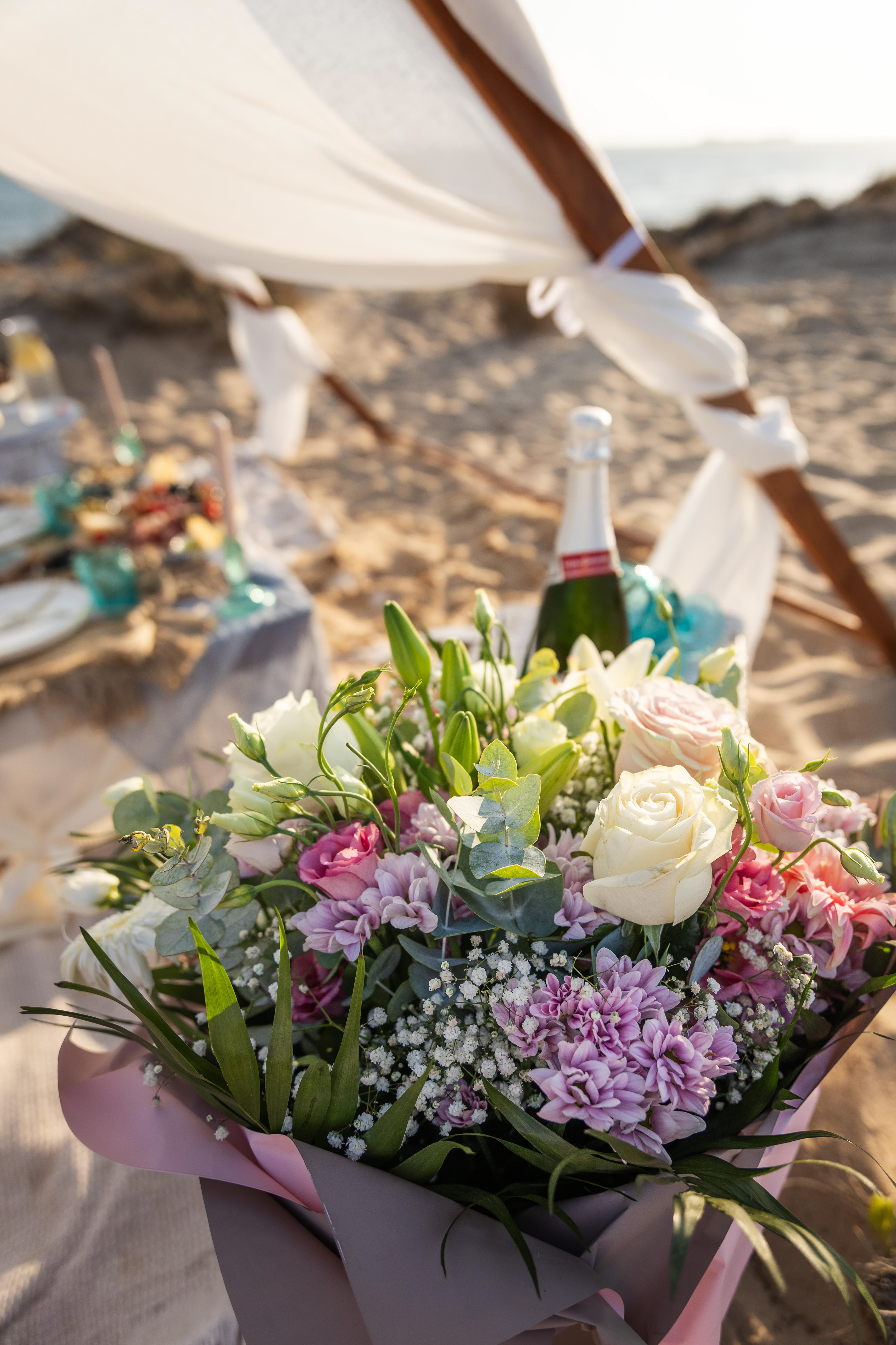 Flowers arrangement for proposal - to make it even more special. Cadiz