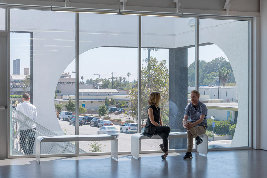 art center 870