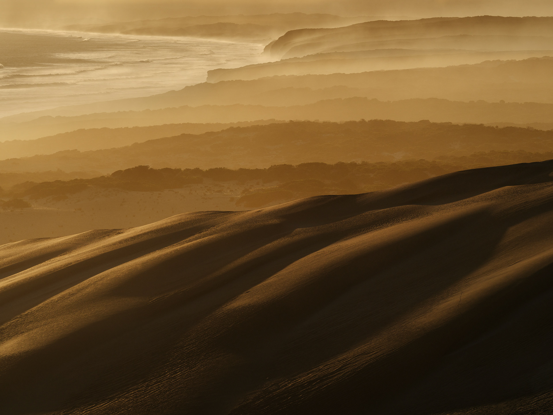 Striated landforms meet the southern ocean