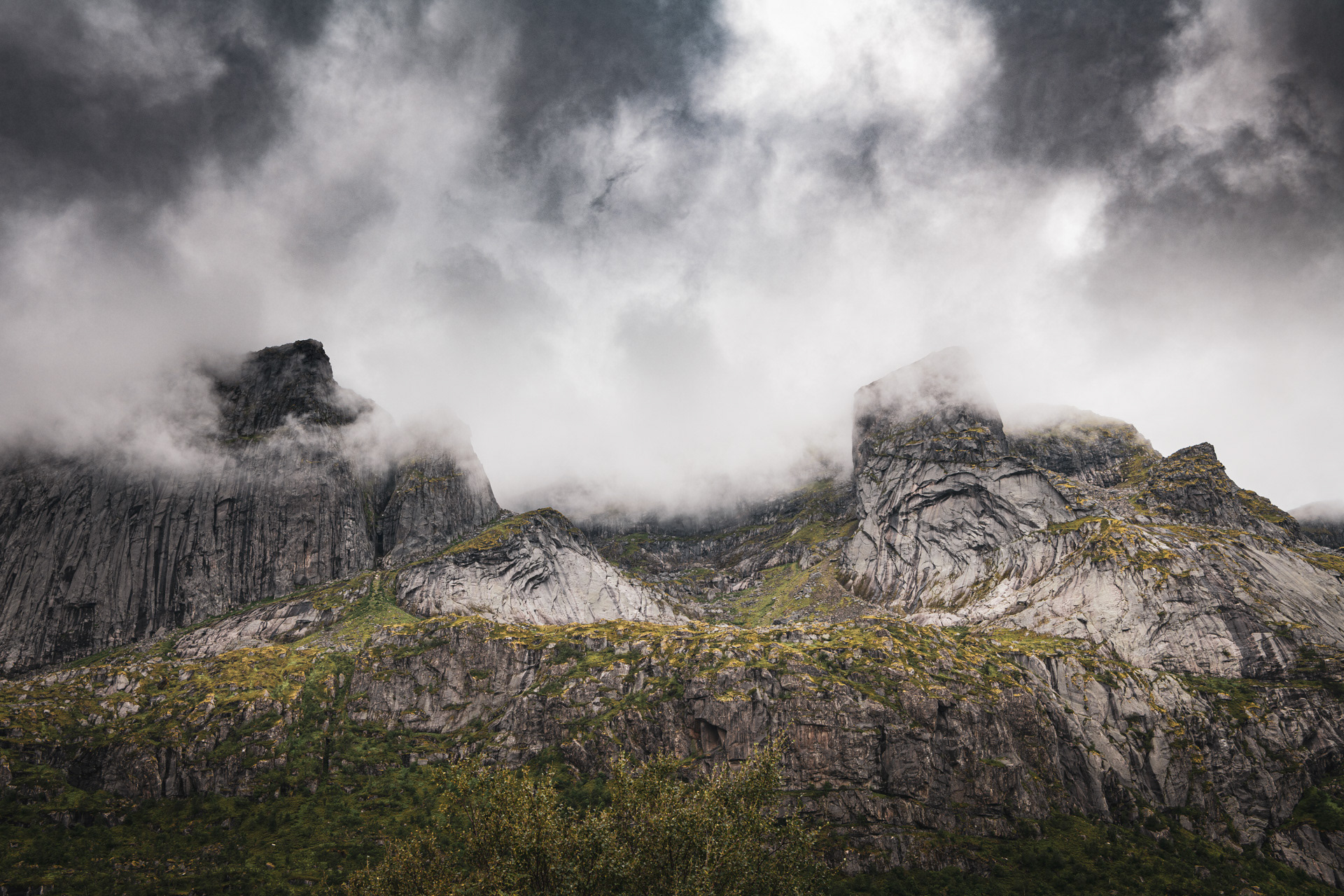 NORWAY | STJERNTINDEN