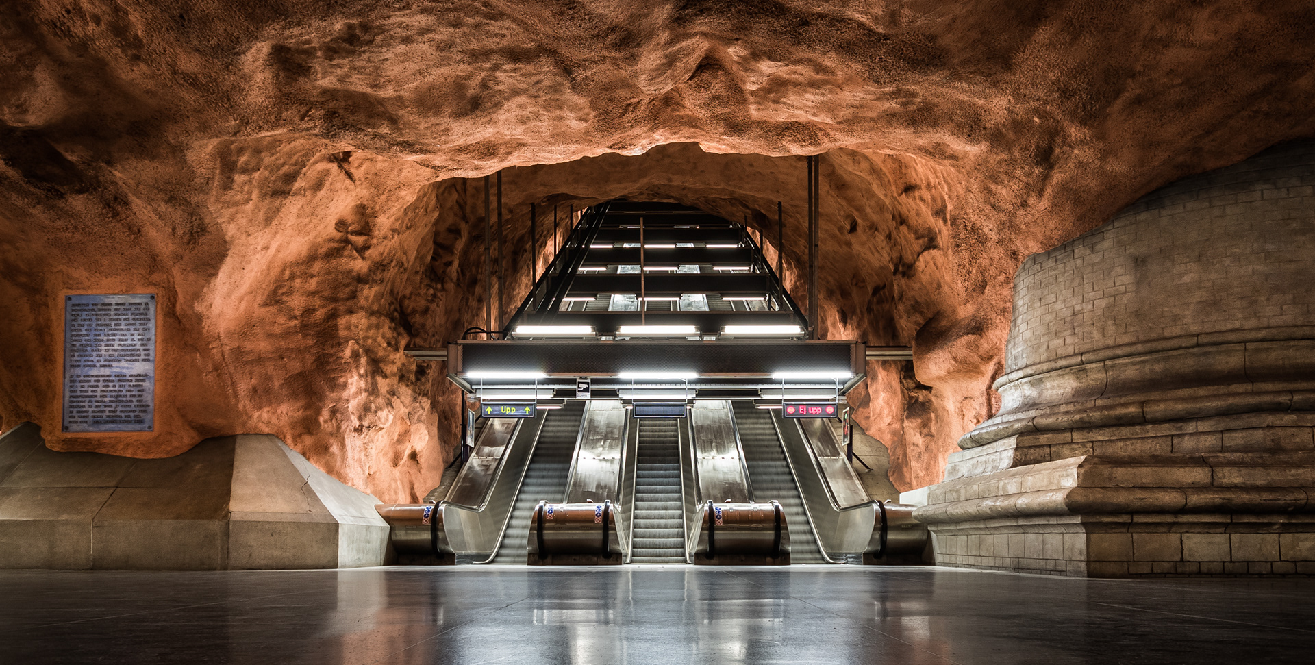STOCKHOLM | RÅDHUSET METRO STATION